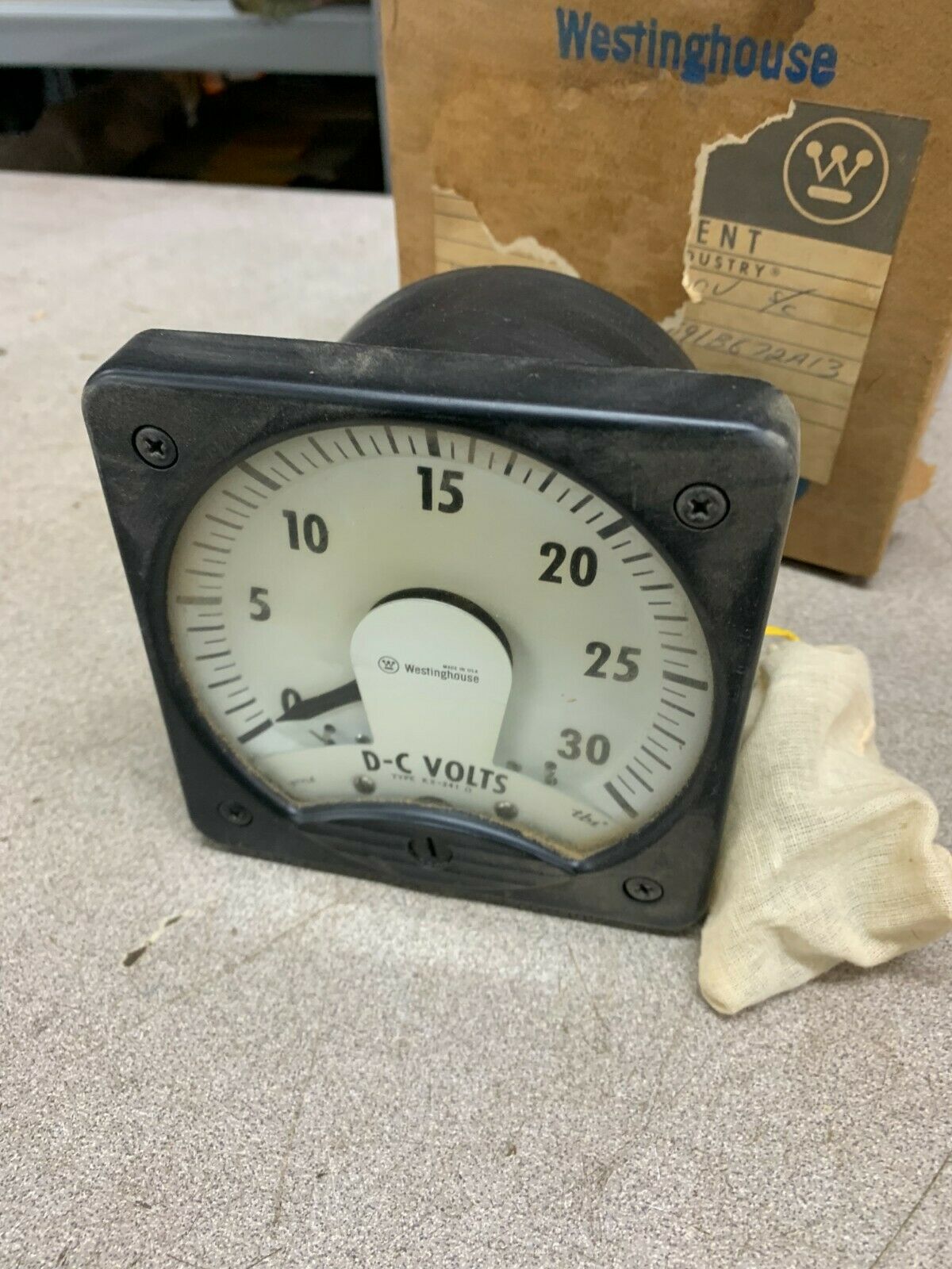 NEW WESTINGHOUSE 0-30DC VOLT METER 691B672A13 TYPE KX-241D