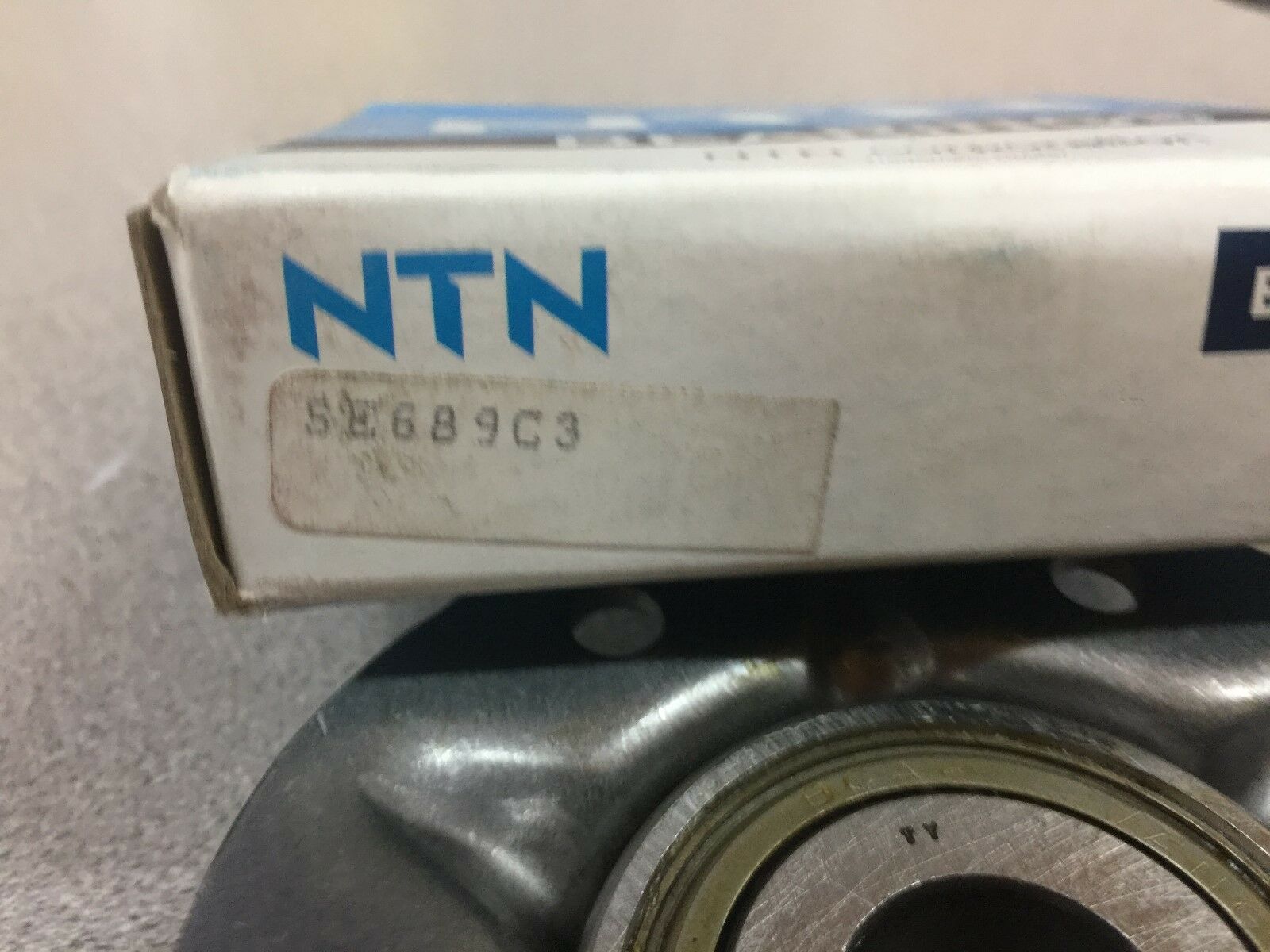 NEW IN BOX NTN FLANGE BEARING SE689C3