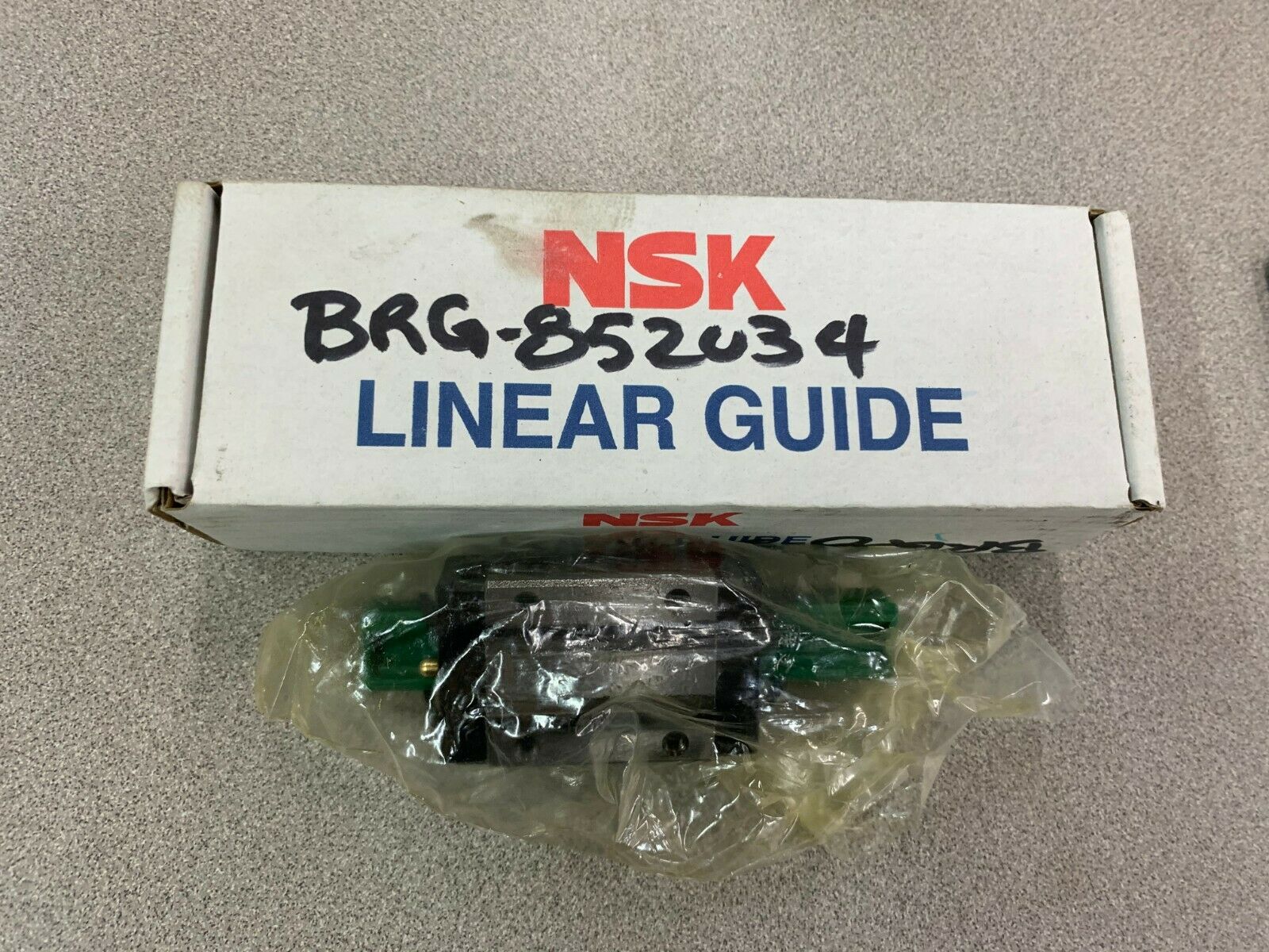 NEW IN BOX NSK LINEAR GUIDE MAS15AL