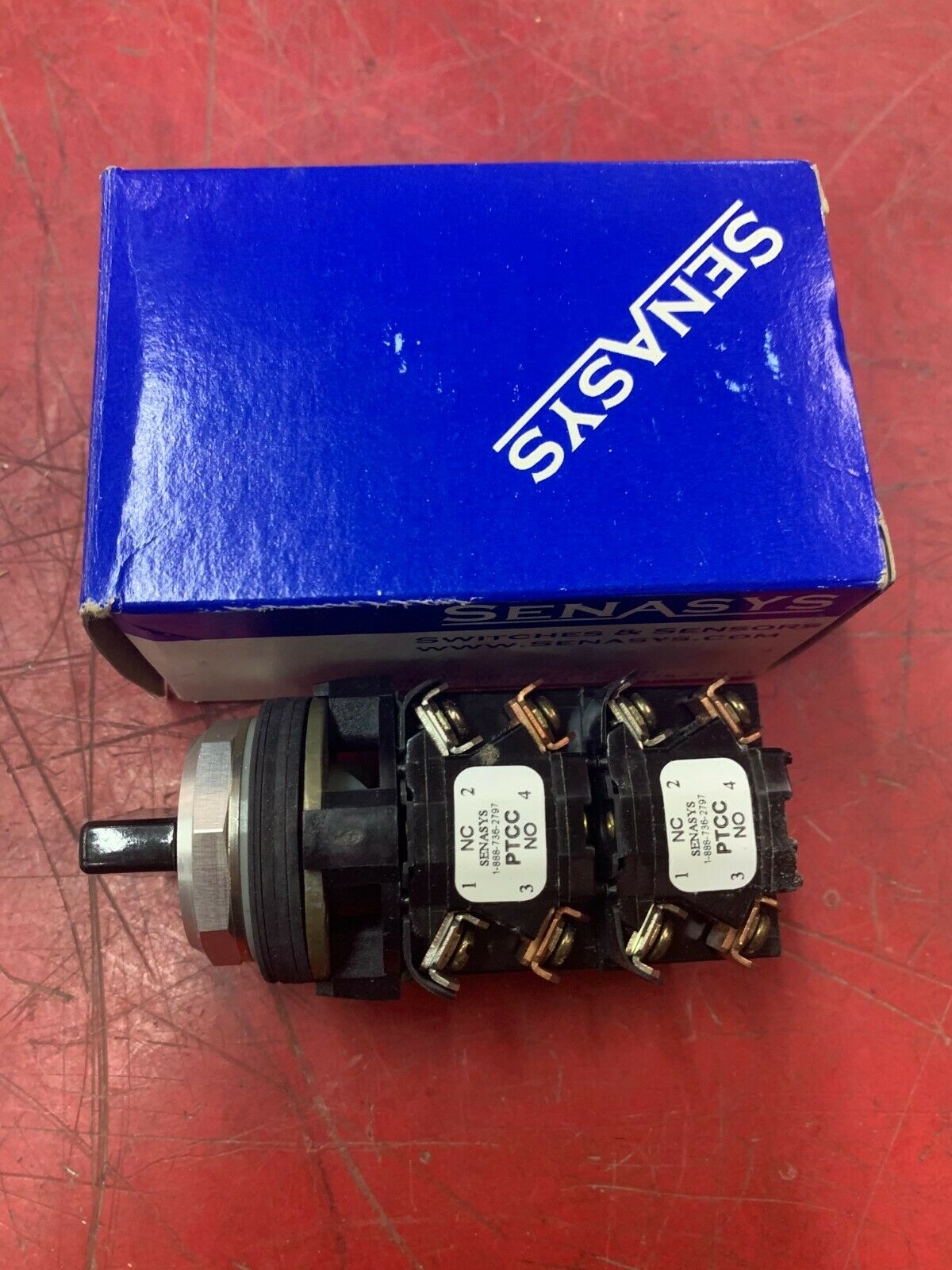 NEW IN BOX SENASYS SELECTOR SWITCH PTSJK302CC