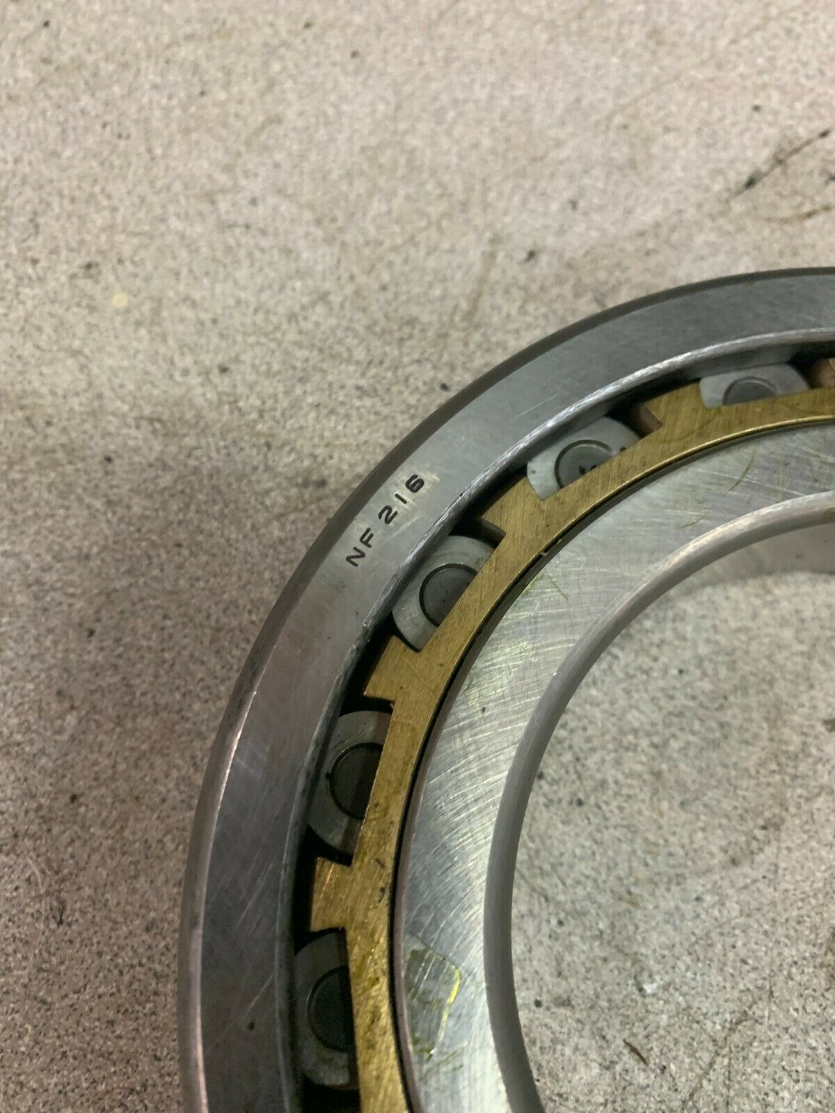 NEW NO BOX NTN CYLINDRICAL ROLLER BEARING NF216