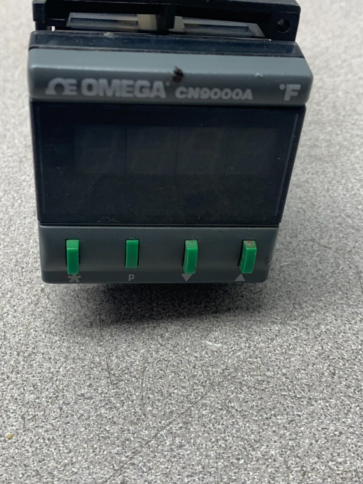 USED OMEGA Temperature Controller CN9141A