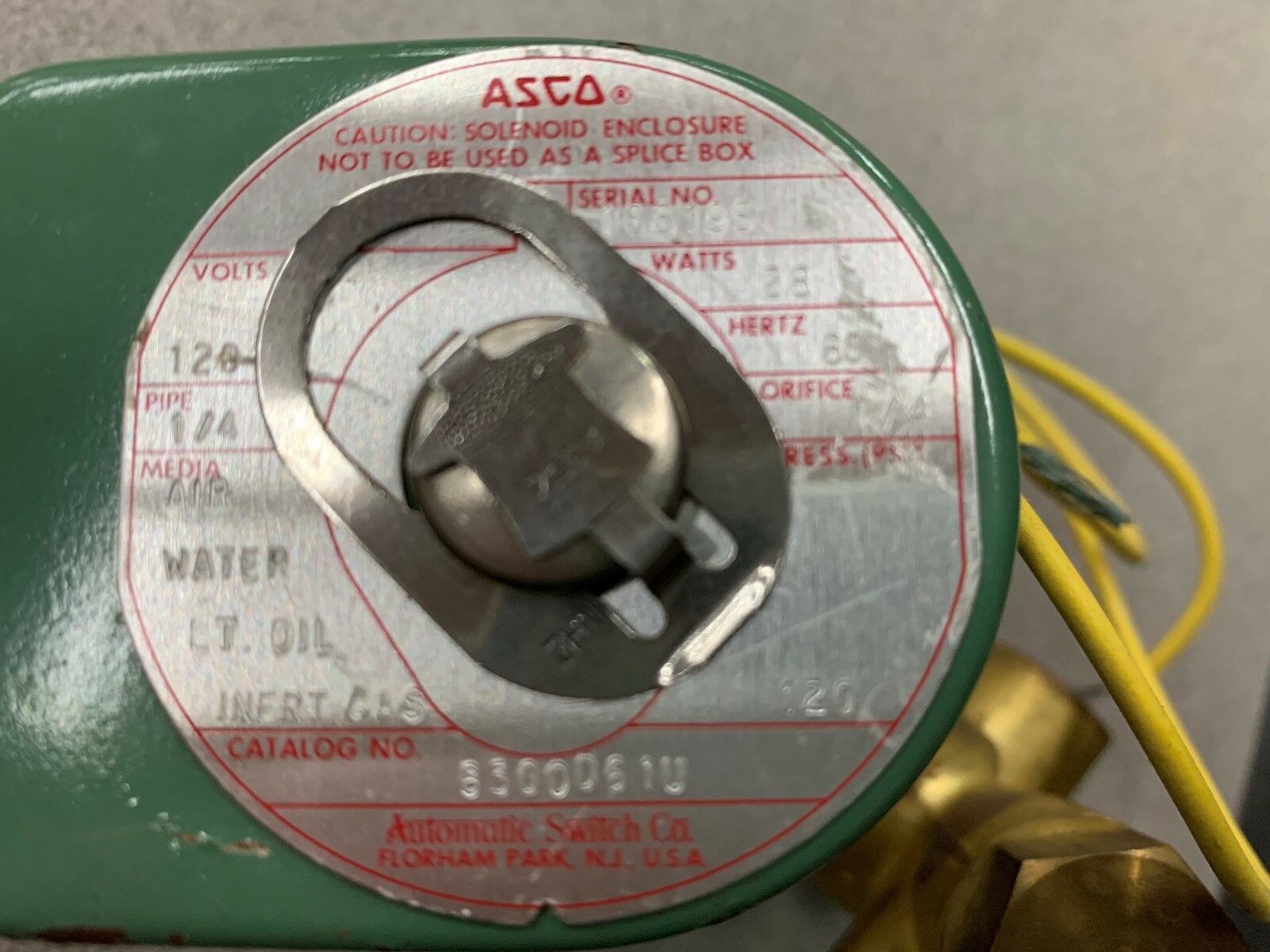 NEW NO BOX ASCO VALVE 8300D614