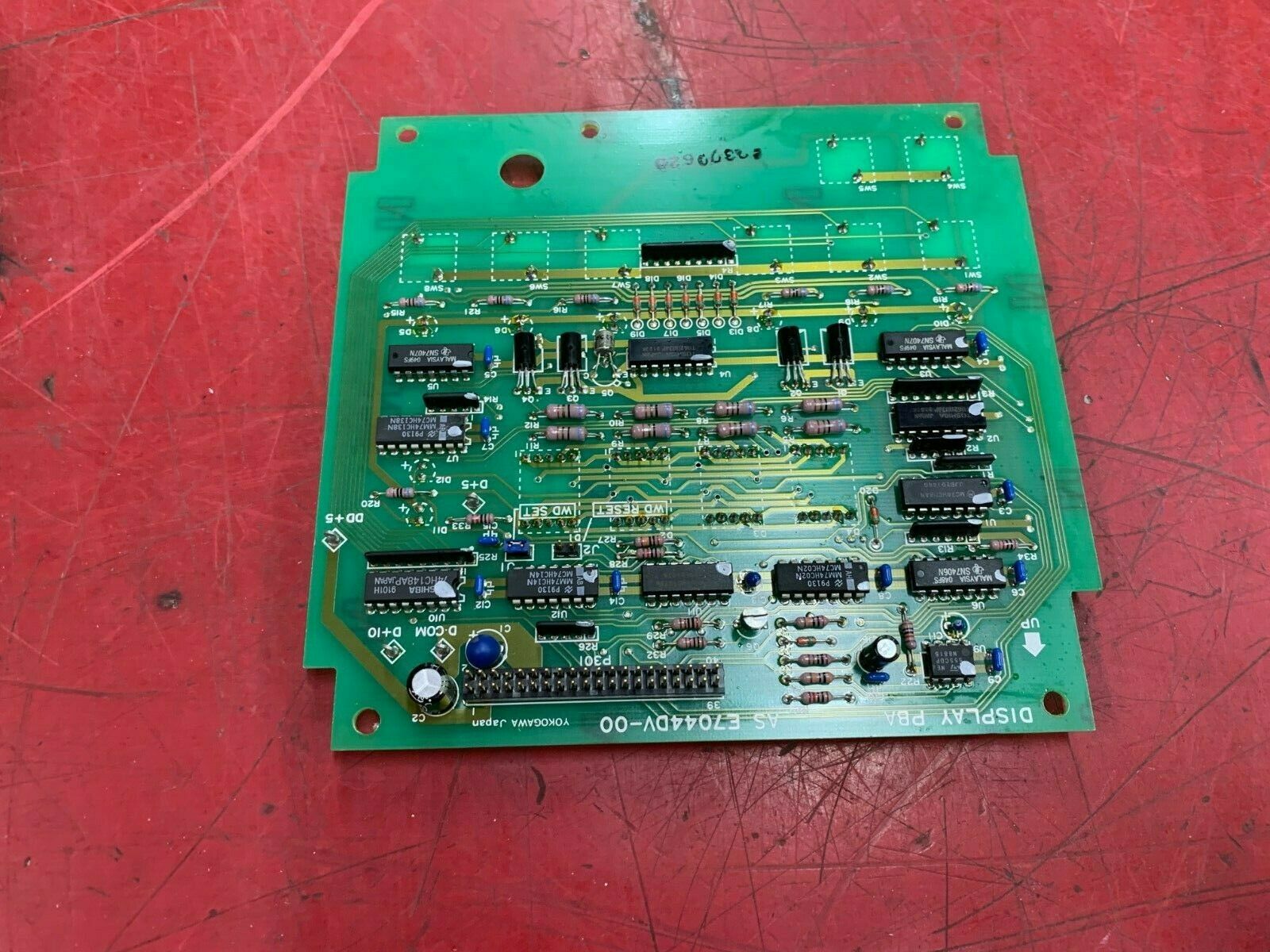 NEW NO BOX YOKOGAWA DISPLAY BOARD AS E7044DV-00