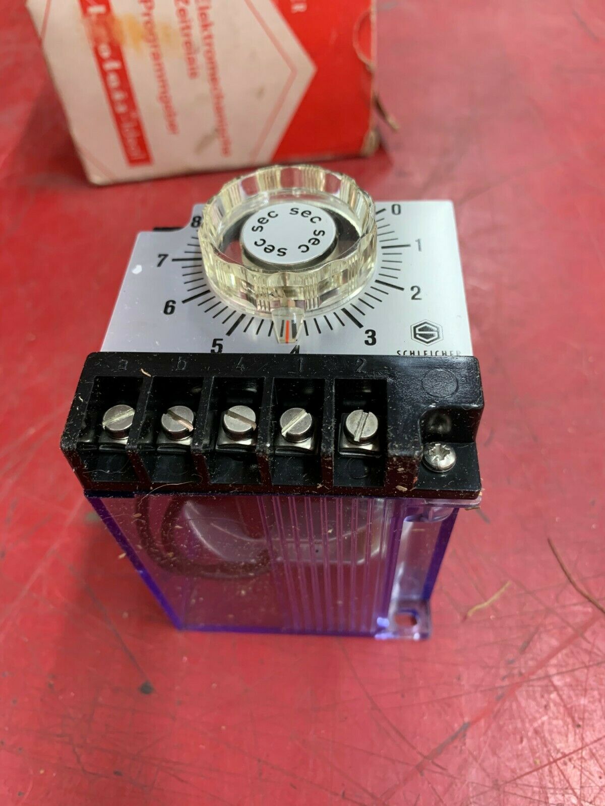 NEW IN BOX SCHLEICHER IZM 11 TIME RELAY 831315/1 088