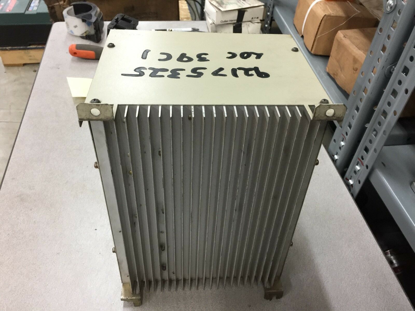 USED TOSHIBA TRANSISTOR INVERTER 2HP 460V VT130G2U4025