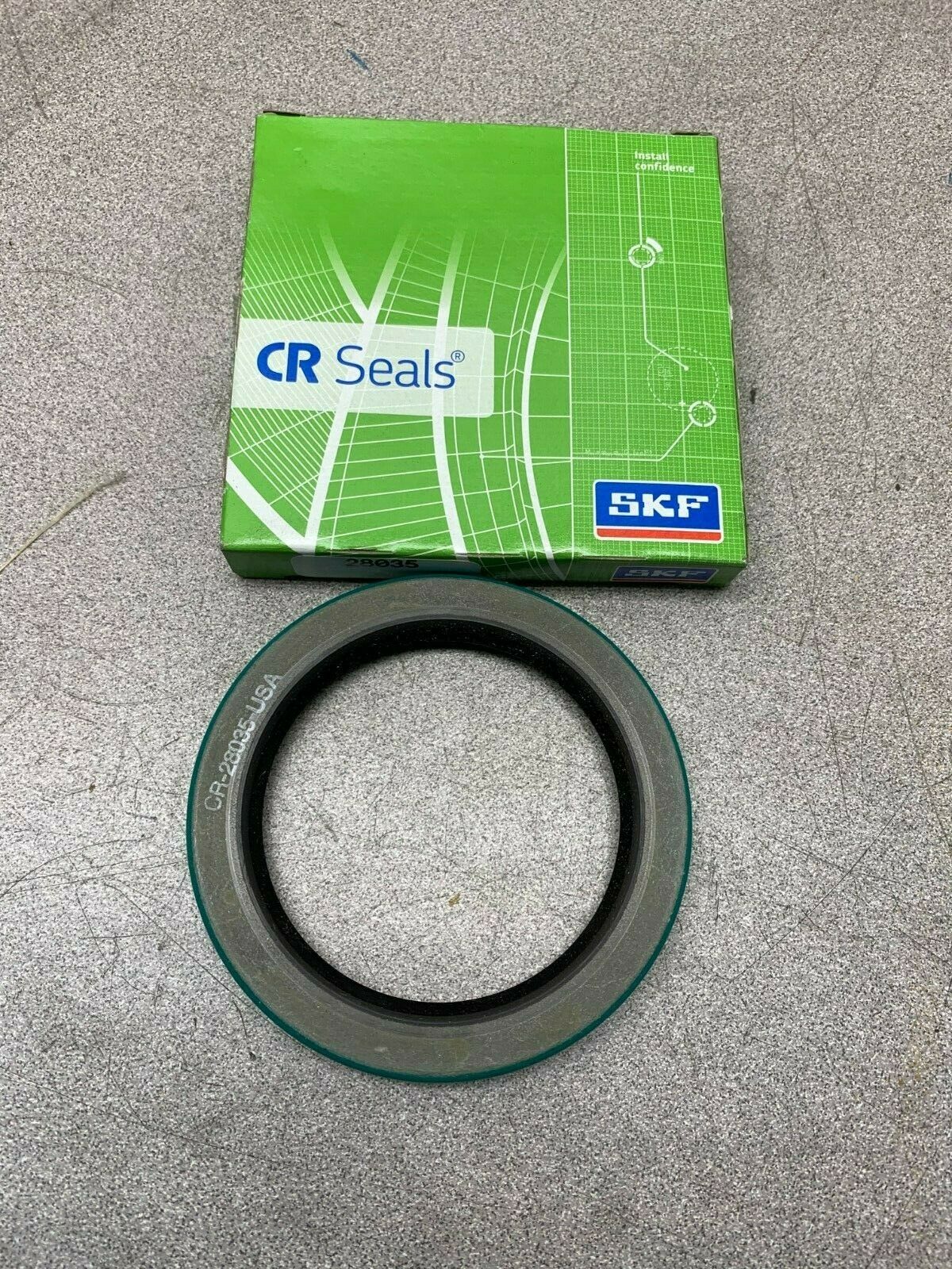 NEW IN BOX SKF OILSEAL 28035