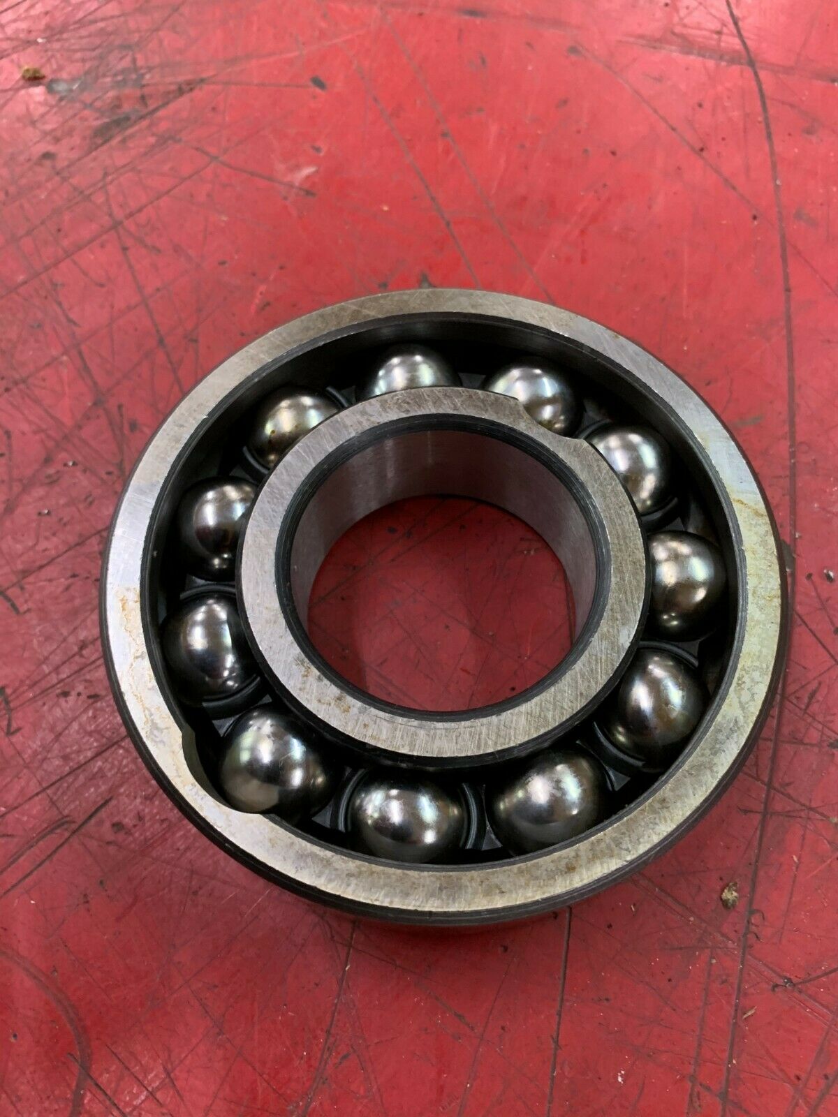 NEW IN BOX MRC ROLLER BEARING 303M