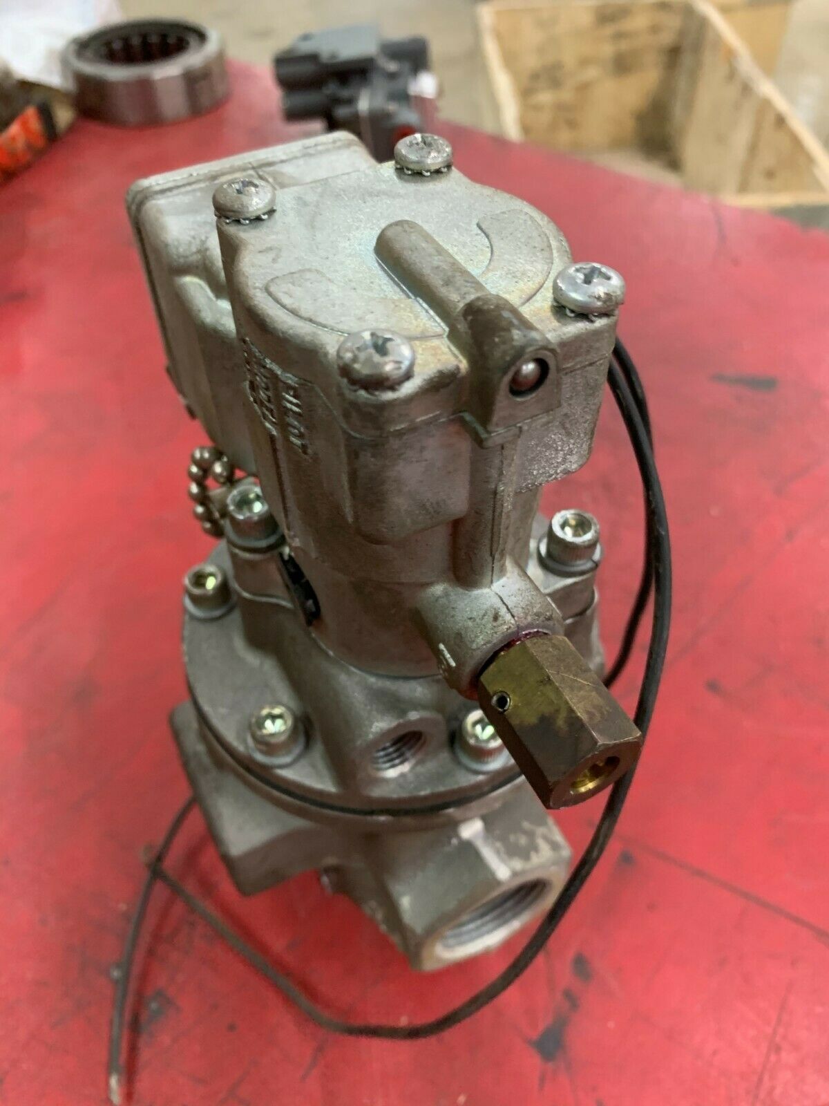 USED PARKER SOLENOID VALVE N3357900153