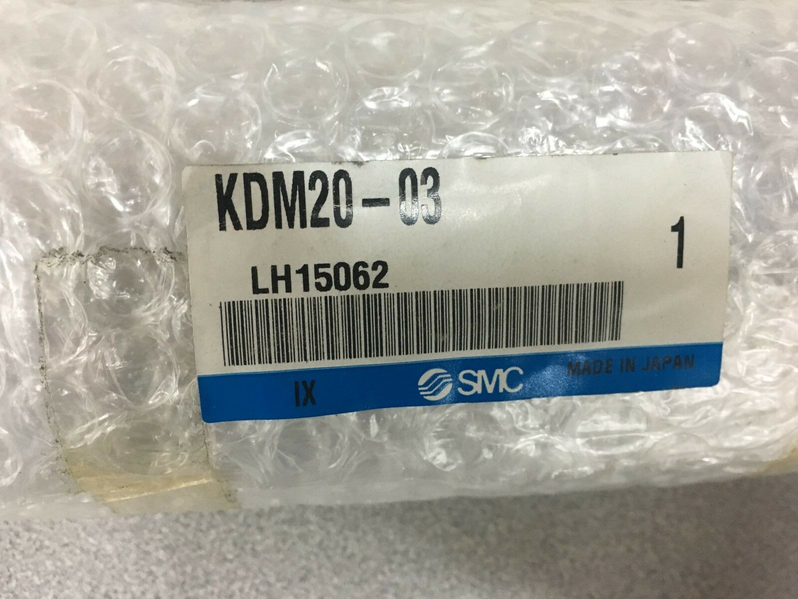 NEW NO BOX SMC LINE CONNECTOR KDM20-03