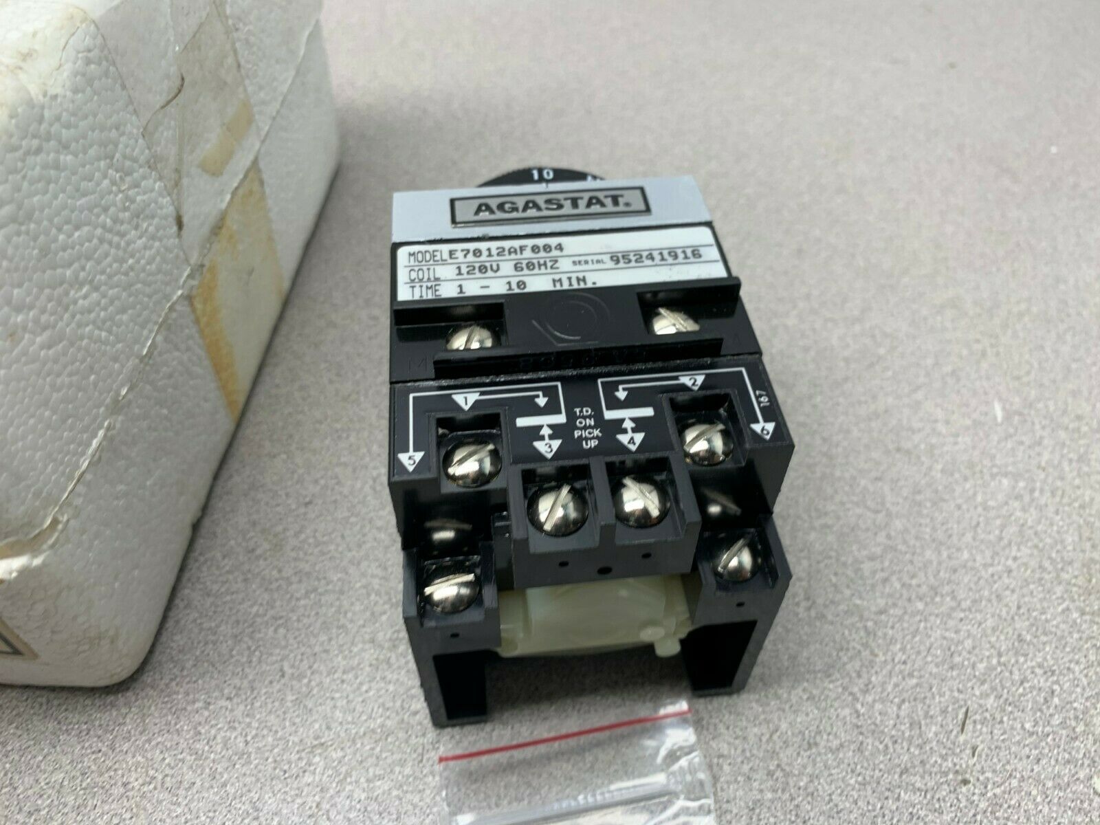 NEW AGASTAT 120V. TIMER 1-10 MIN. TIMING RELAY E7012AF004