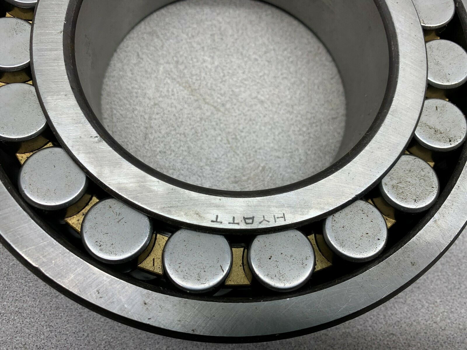 NEW NO BOX HYATT BEARING 22220KC3W33