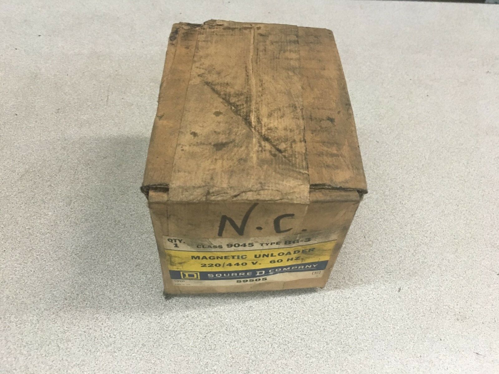 NEW IN BOX SQUARE D MAGNETIC UNLOADER 9045 BG-3