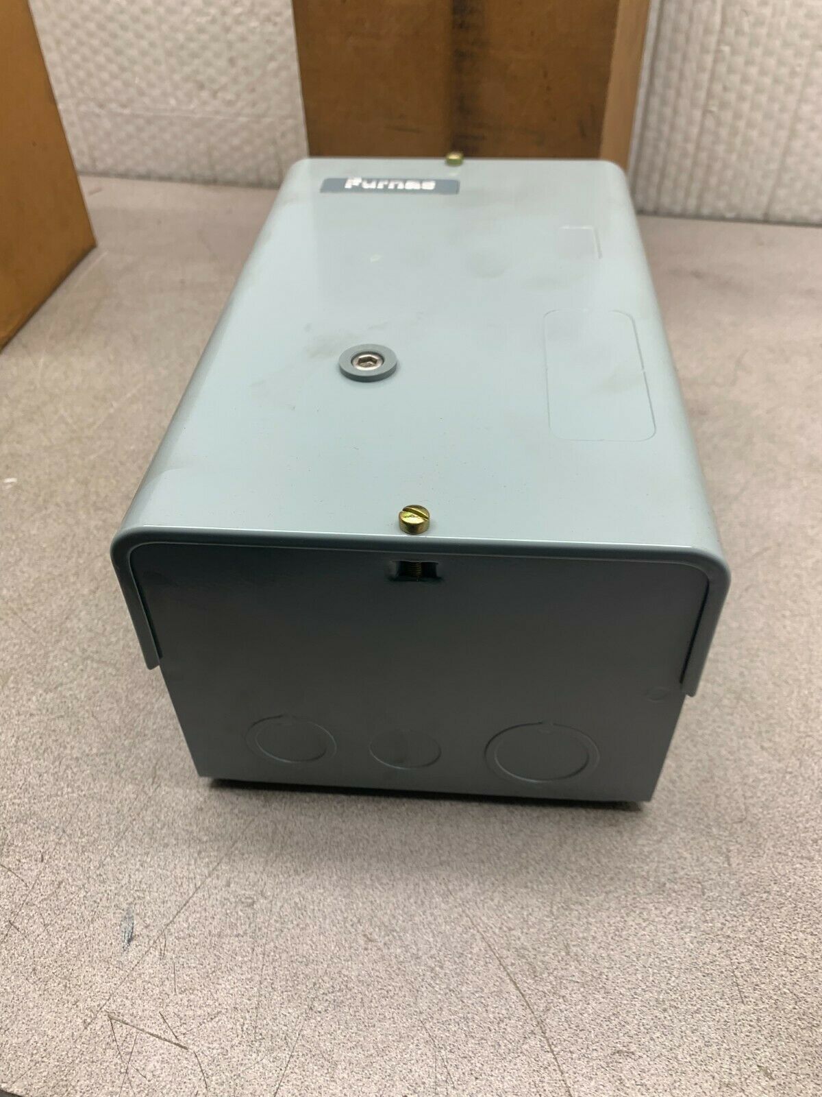 NEW IN BOX FURNAS STARTER IN ENCLOSURE 15EF32BH81