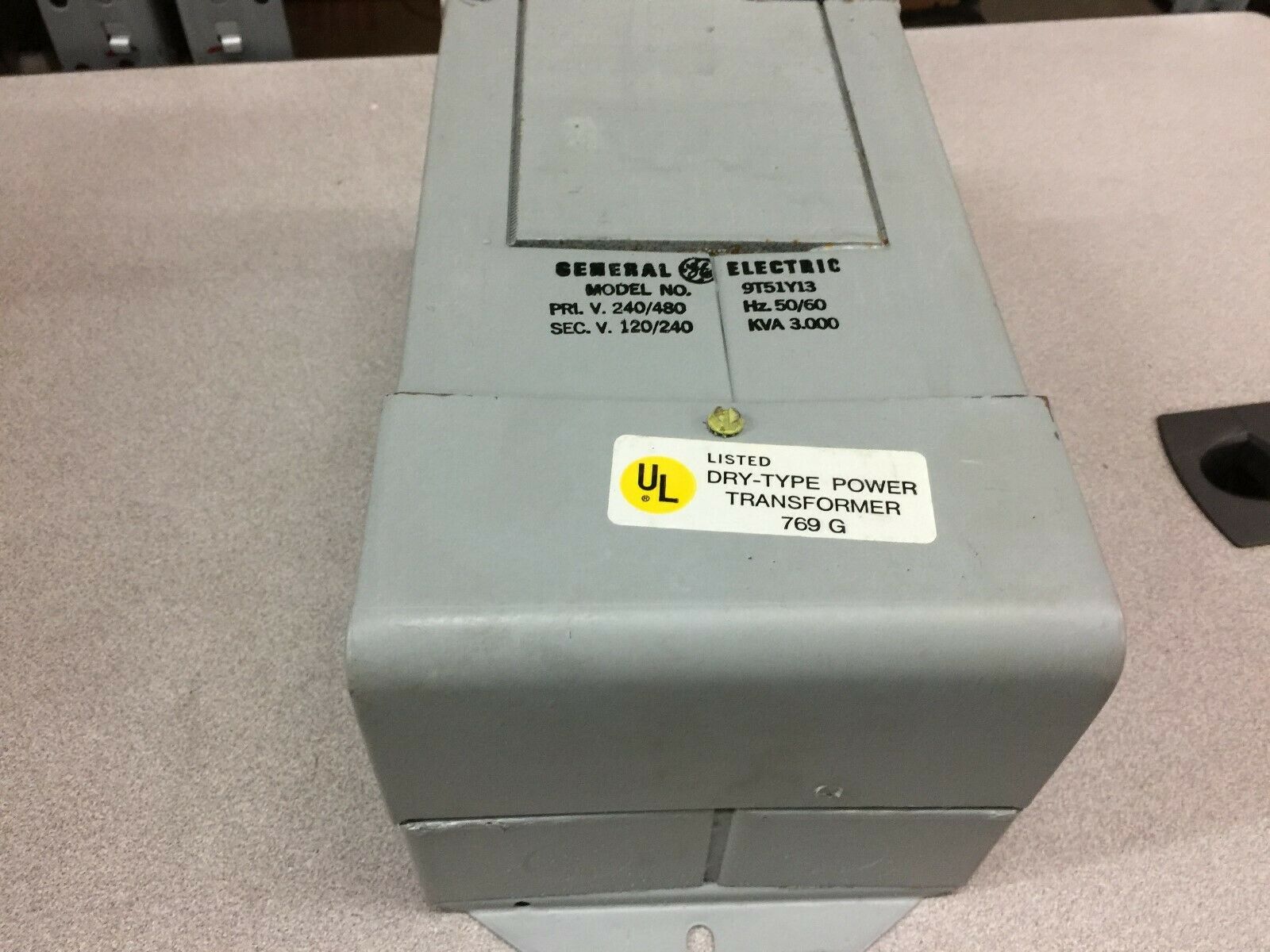 NEW IN BOX GE 3.0 KVA 1PH TRANSFORMER 9T51Y13