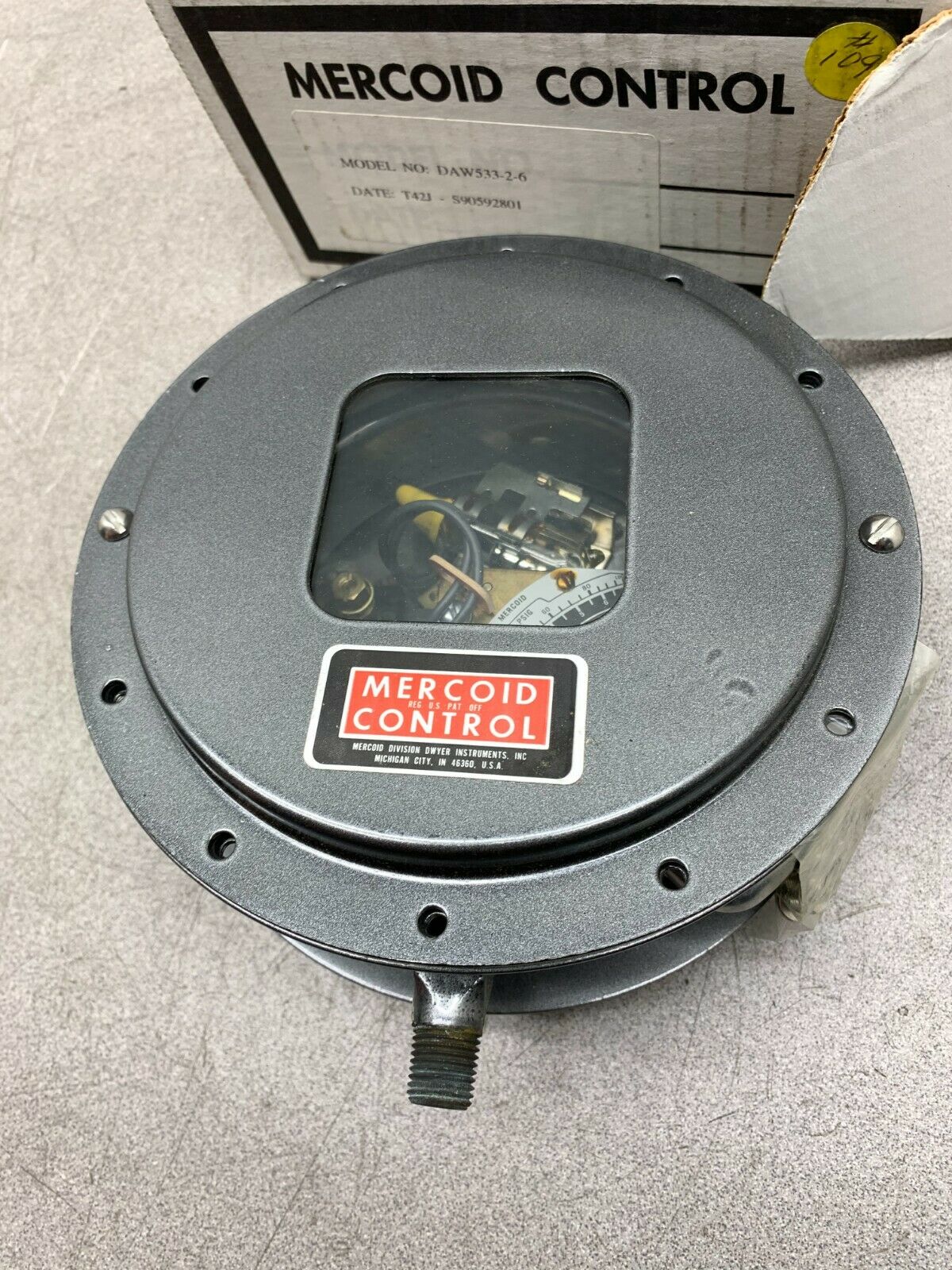 USED MERCOID PRESSURE SWITCH DAW-533-2-6