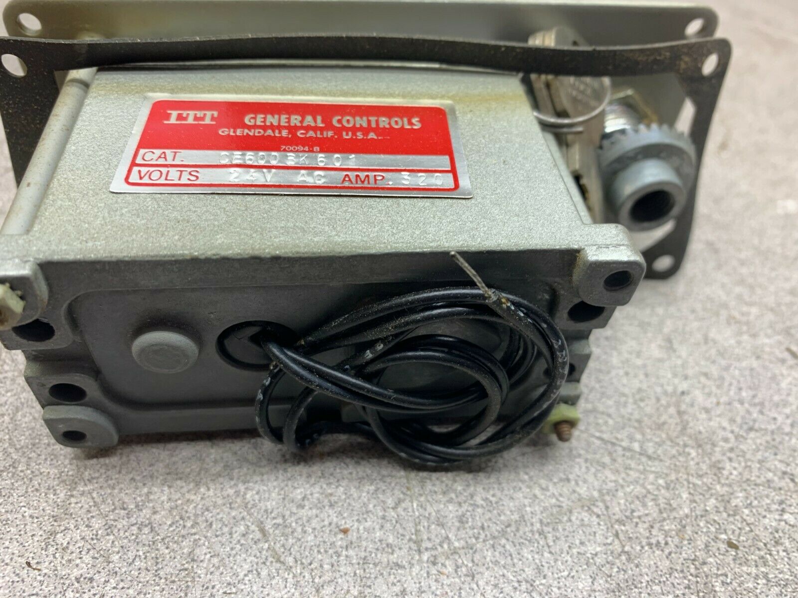 NEW IN BOX ITT CONTROLS 24V. 60HZ PART CE600BK601