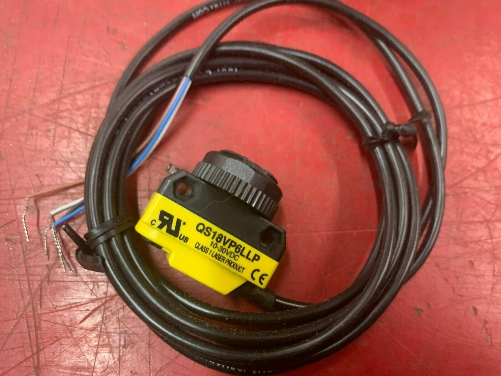 NEW IN BOX BANNER 73241 SENSOR QS18VP6LLP