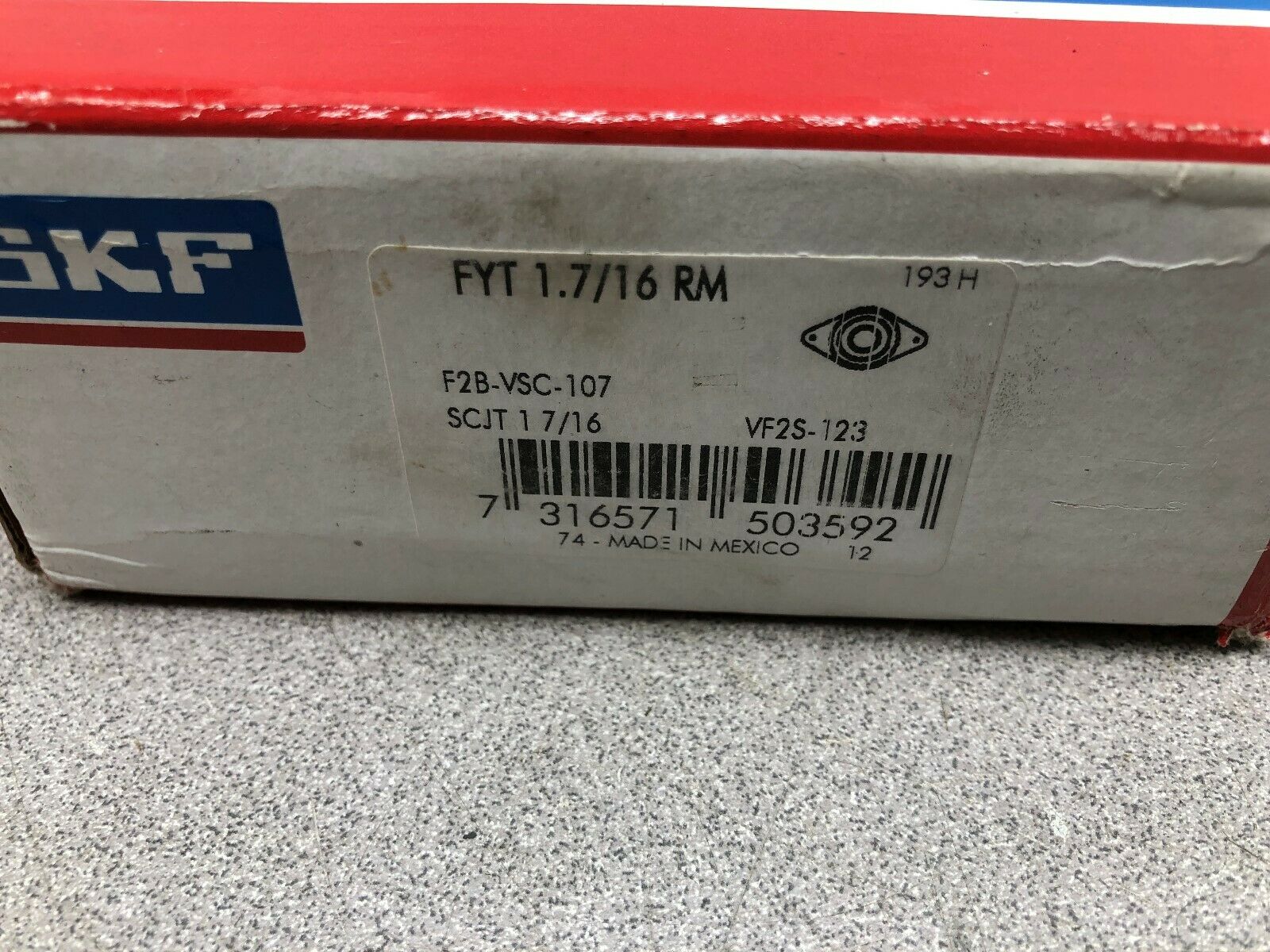 NEW IN BOX SKF 2 BOLT FLANGE BEARING FYT 1.7/16 RM