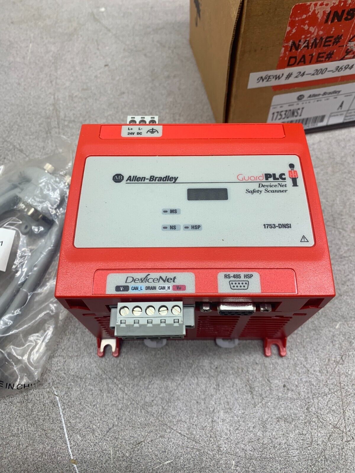 NEW ALLEN-BRADLEY DEVICENET SAFETY SCANNER 1753-DNSI SERIES A