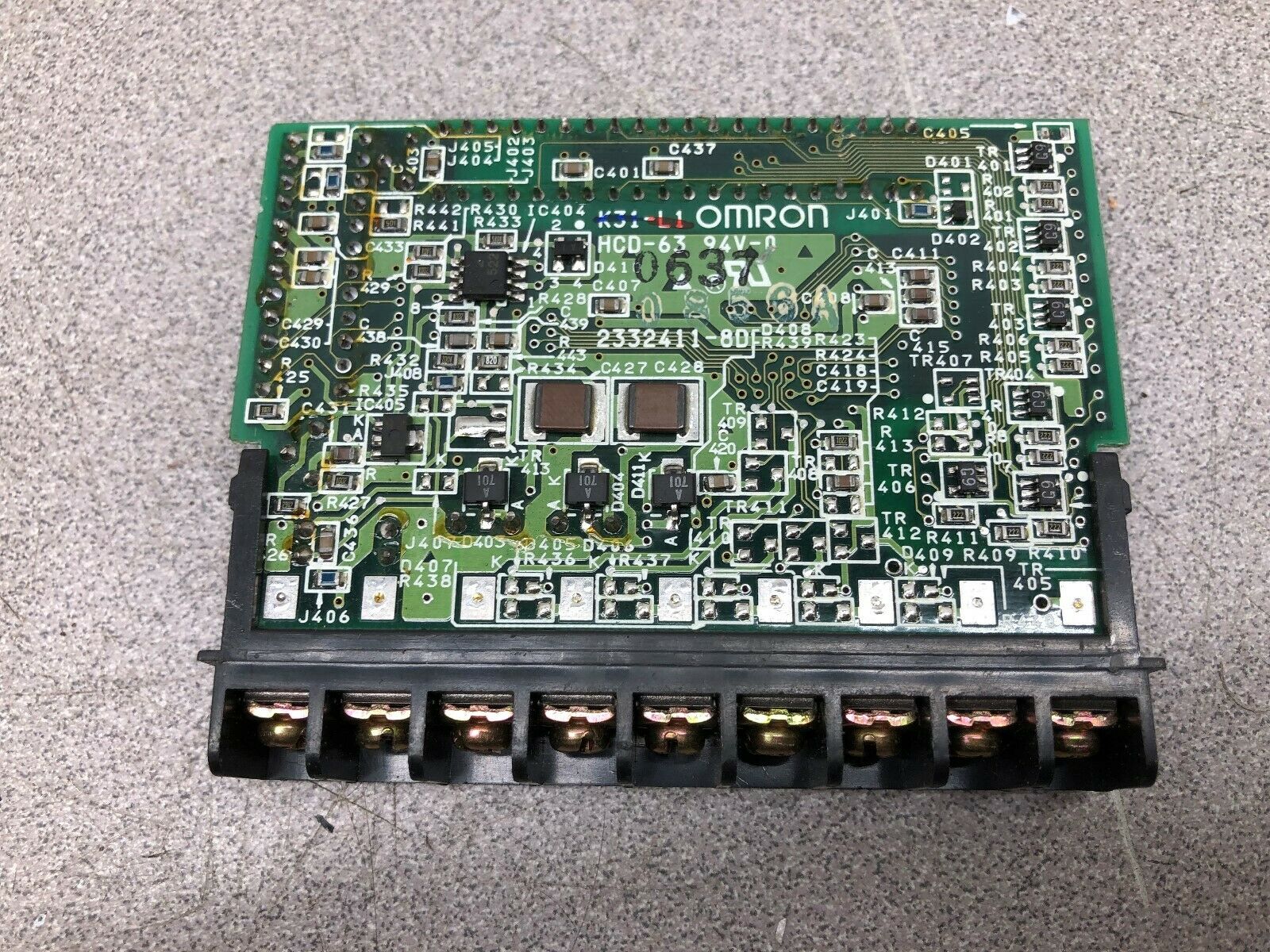 USED OMRON CIRCUIT BOARD 2332411-8D