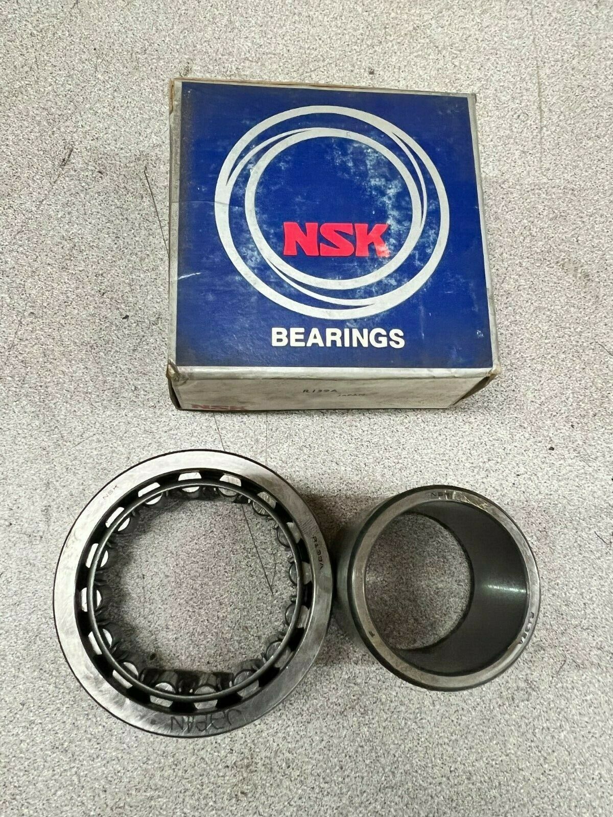 LOT OF 3 NEW IN BOX NSK REAR WHEEL BEARING WITH SLEEVE R139A