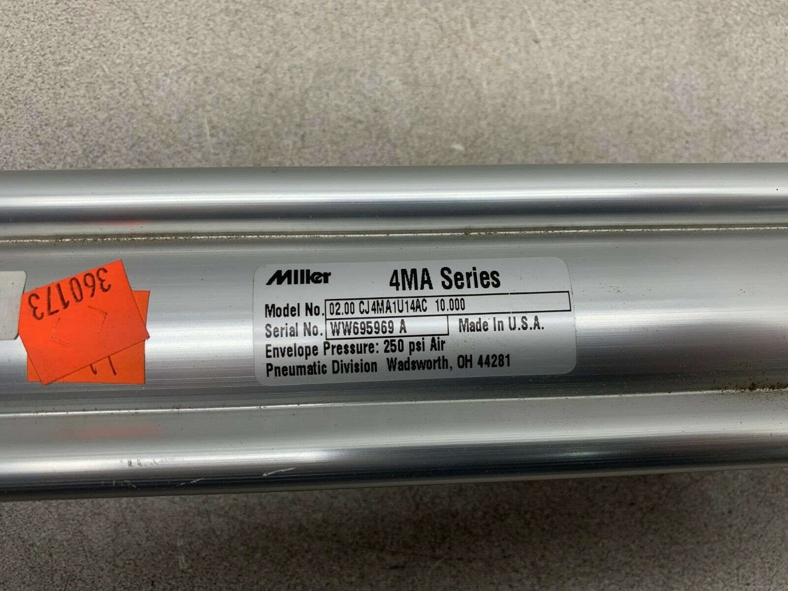 NEW NO BOX MILLER 4MA SERIES PNEUMATIC CYLINDER 02.00 CJ4MA1U14AC 10.000