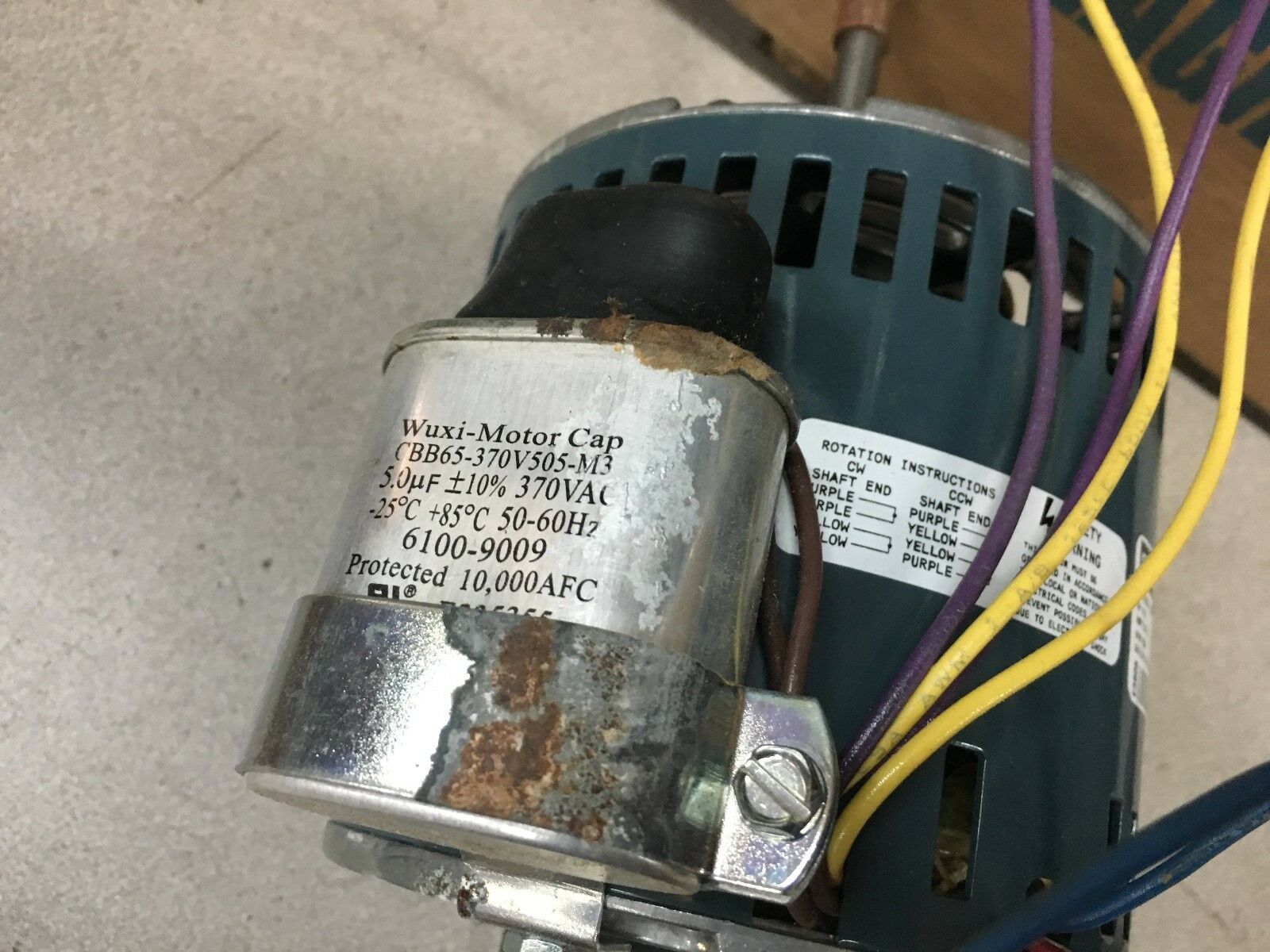 NEW FASCO PERMANENT SPLIT CAPACITOR 1/10HP MOTOR 1050RPM MOTOR D497