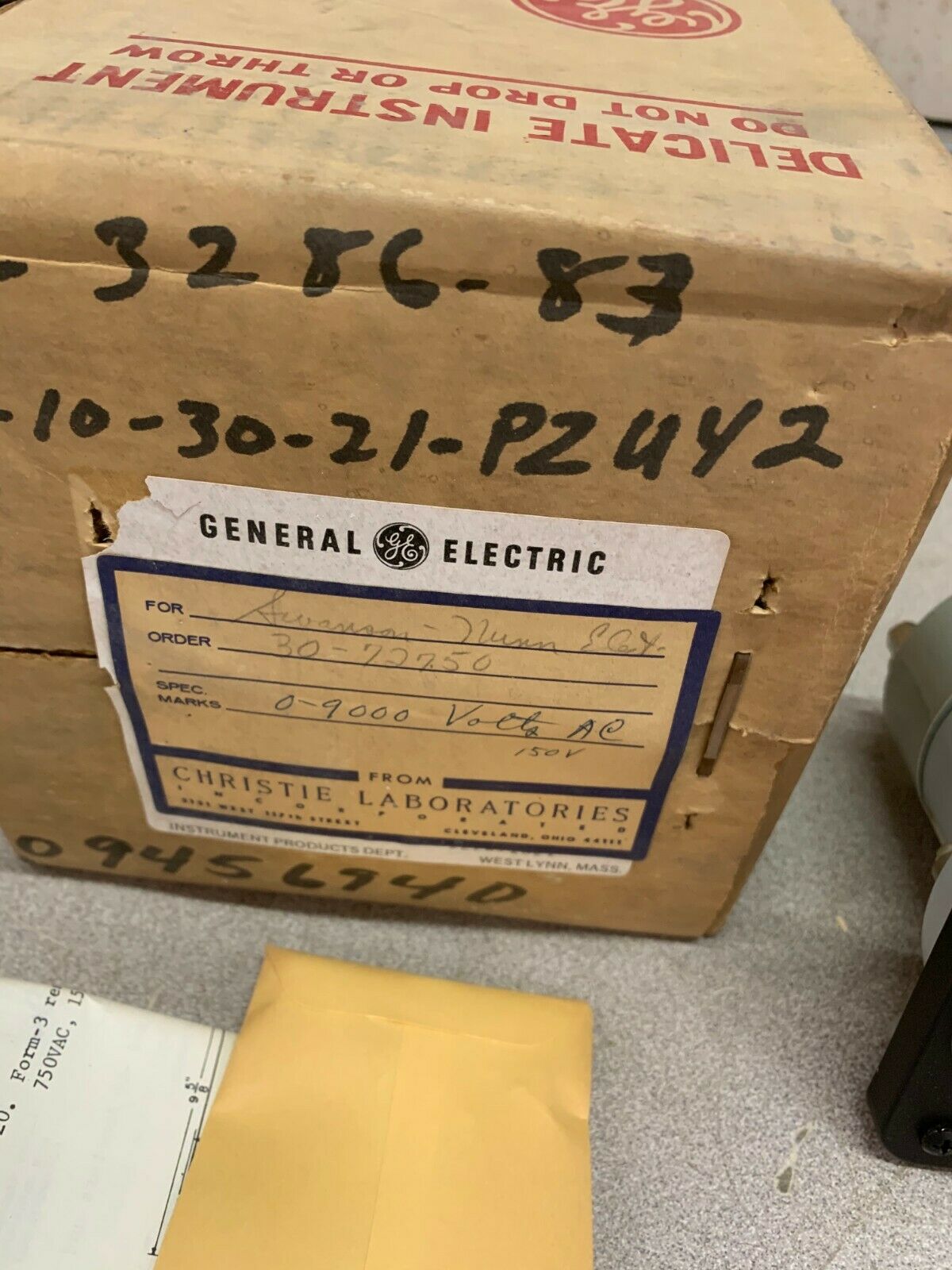 NEW IN BOX GENERAL ELECTRIC 0-9KV AC VOLTMETER 50-103021PZUY2