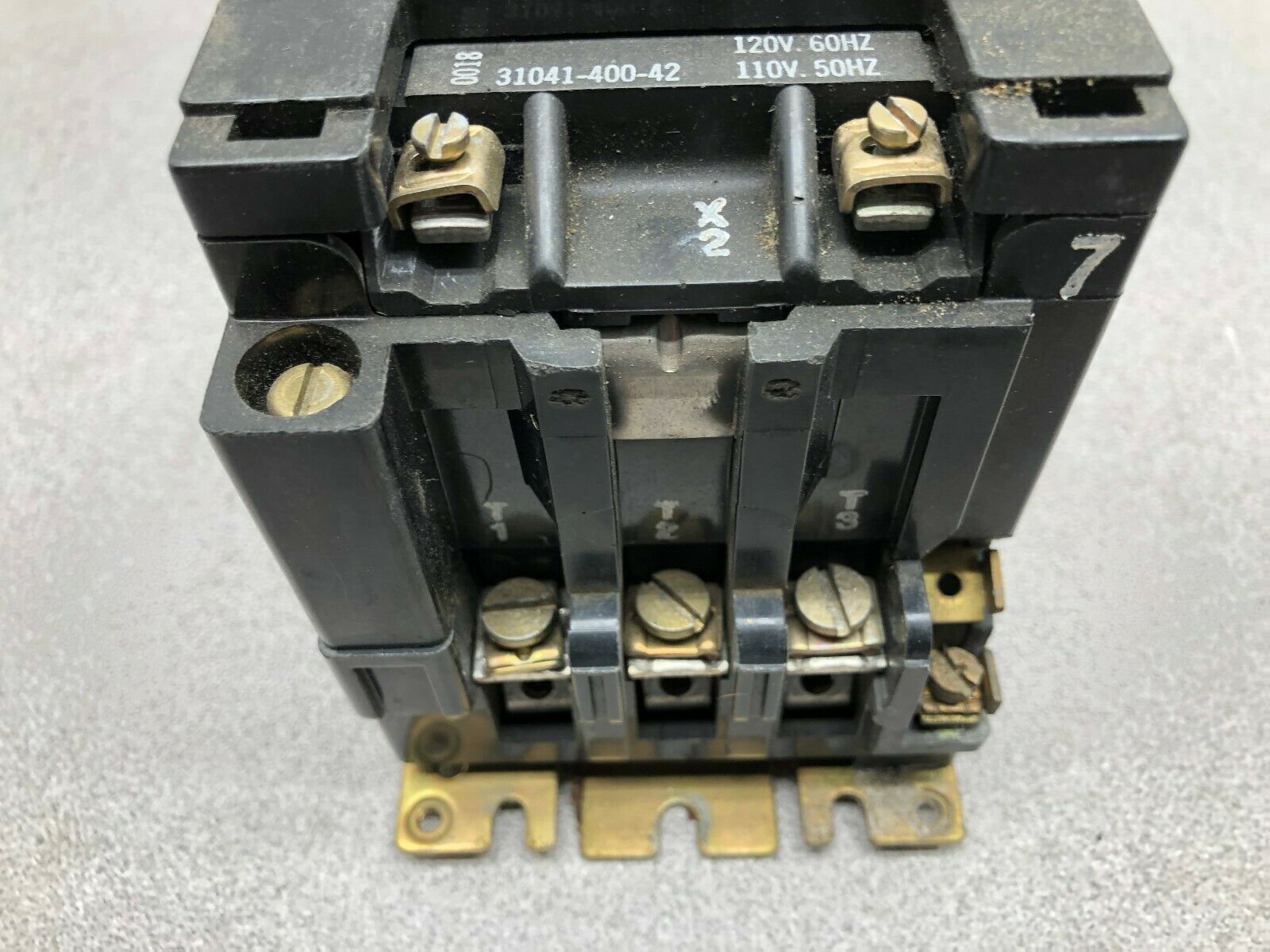 USED SQUARE D SIZE 0 120 VAC COIL 3 POLE 600 VAC MAX CONTACTOR 8702SBO4S SER A