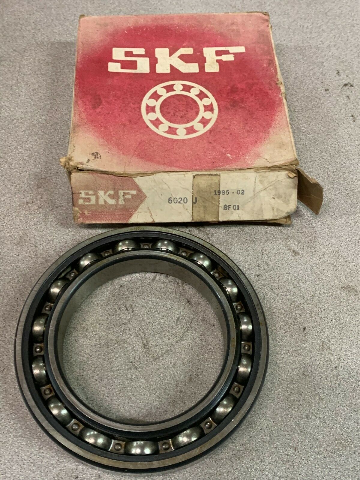 NEW IN BOX SKF ROLLER BEARING 6020 J