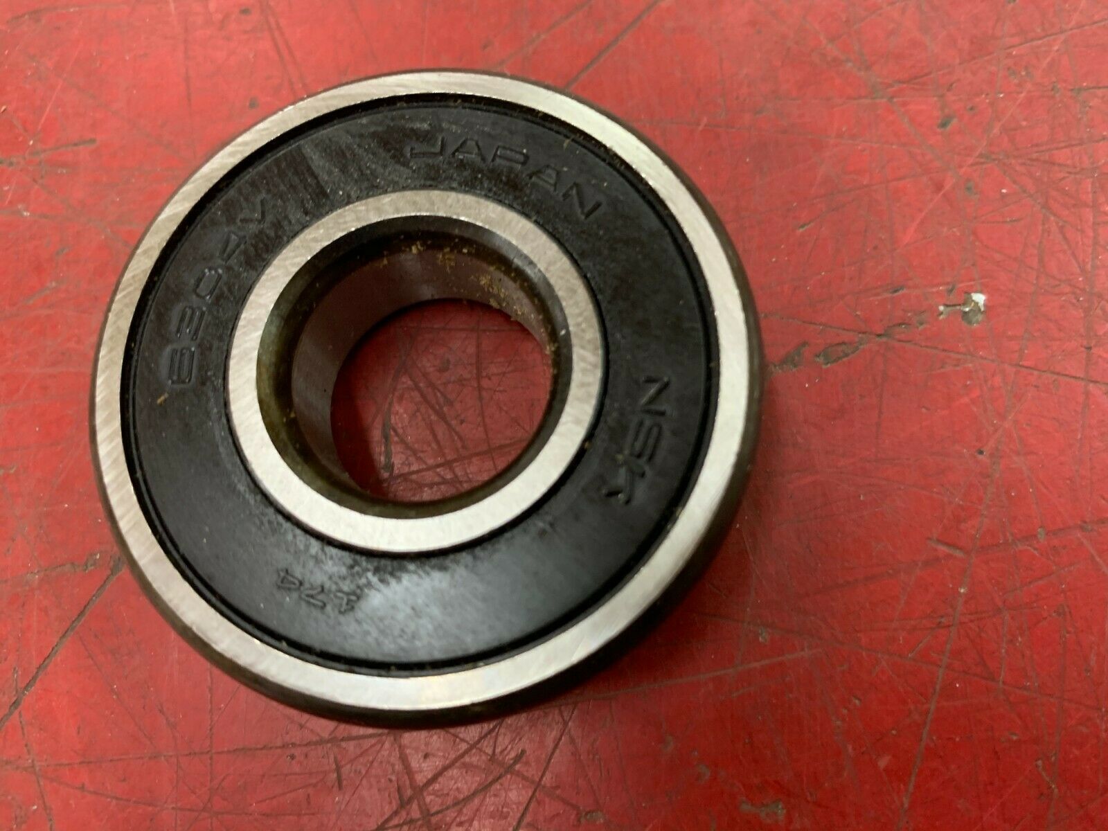 NEW NO BOX NSK BEARING 6304V