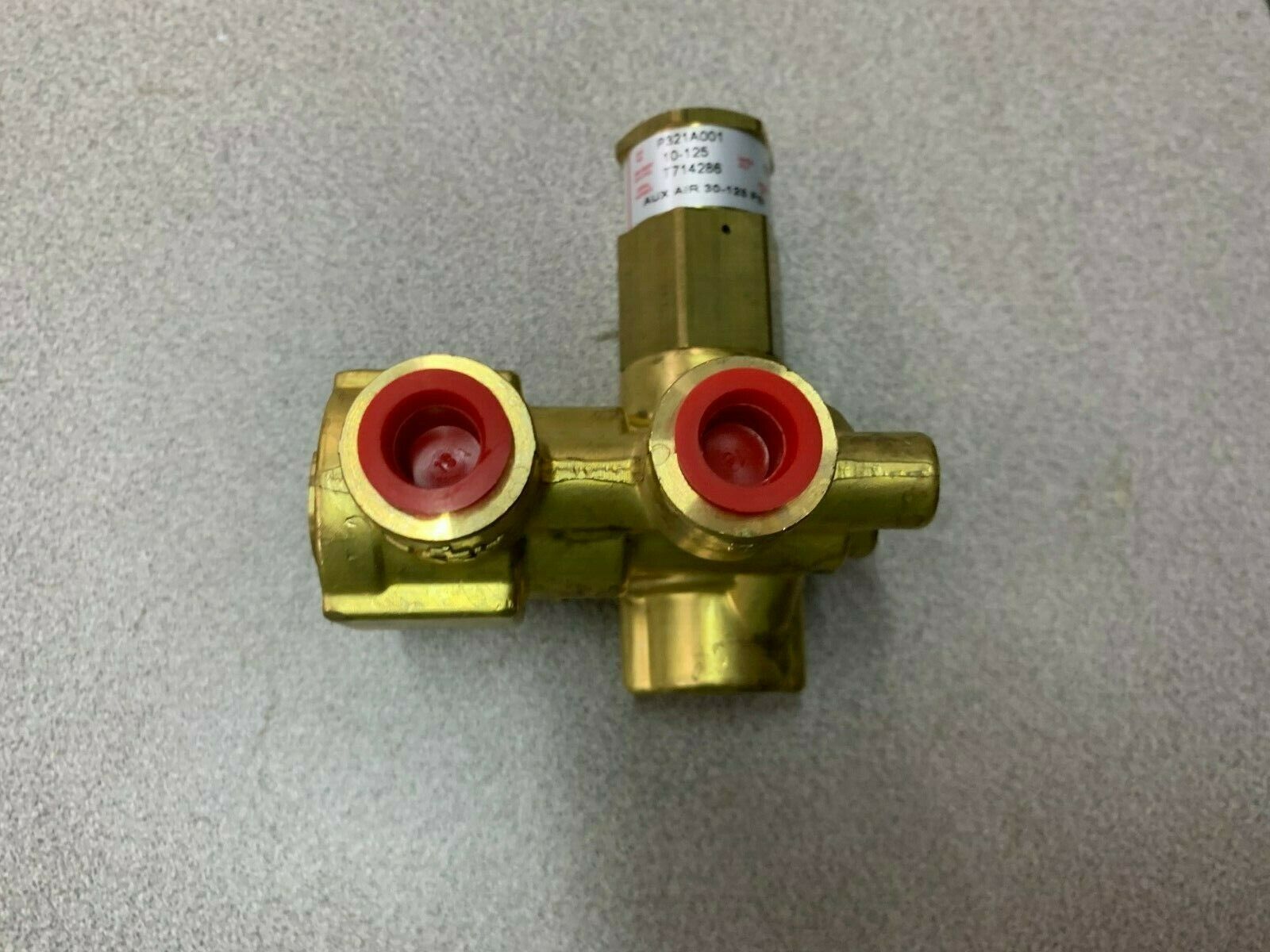 NEW IN BOX ASCO RED HAT 1/4" VALVE P321A001