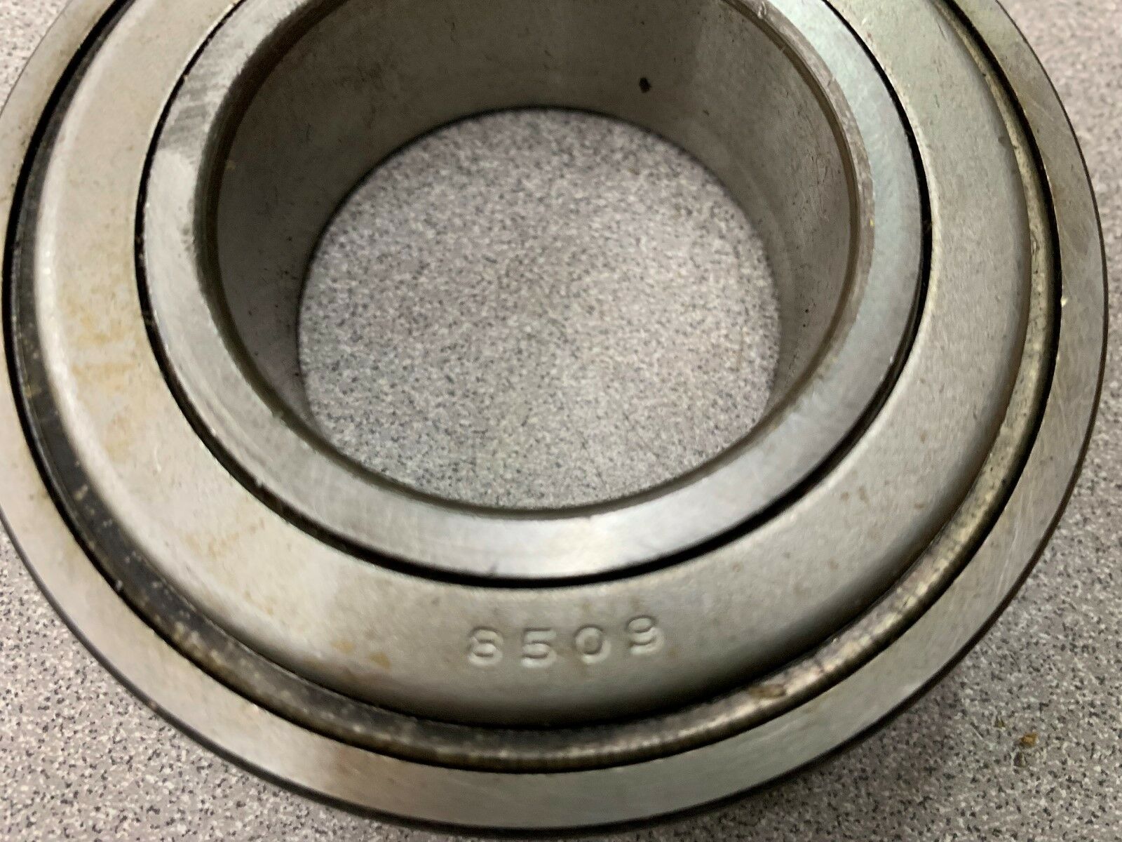 LOT OF 2 NEW NO BOX DELCO BEARING 8059