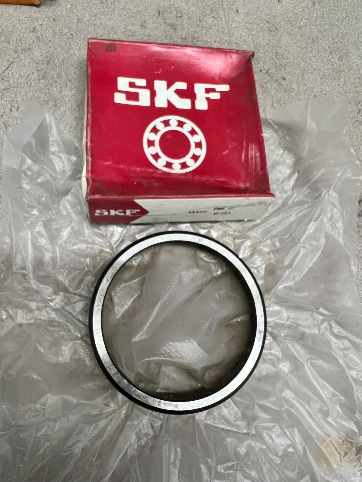 NEW IN BOX SKF K-42620 BEARING RACE 42620