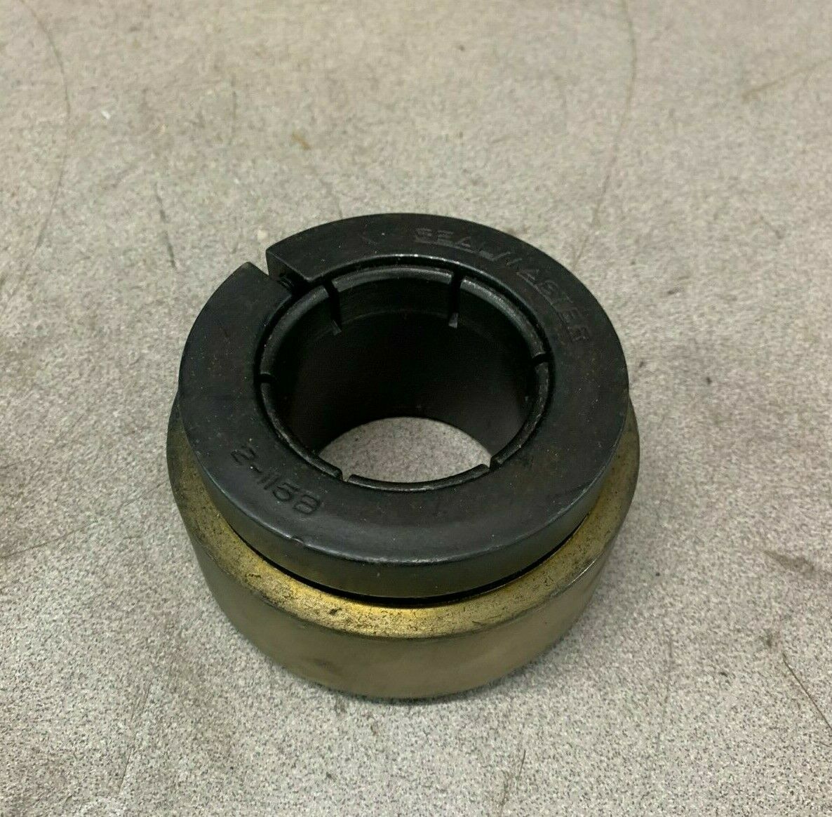 NEW NO BOX SEALMASTER INSERT BEARING 1-2T WITH 2-115B