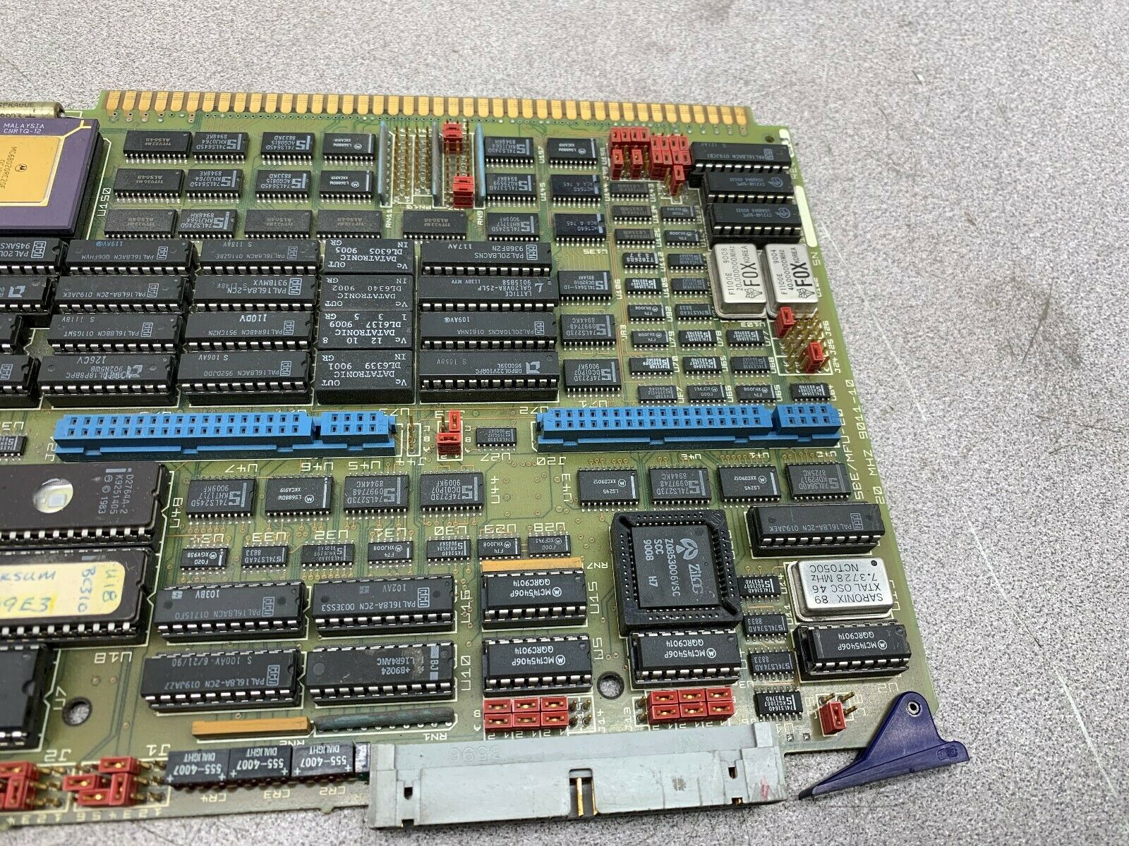 USED MOTOROLA PCB CIRCUIT BOARD 20 MHZ 9011-10