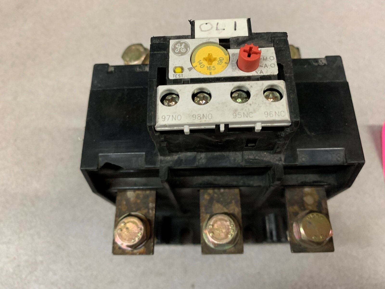 USED GE BREAKER RT3F