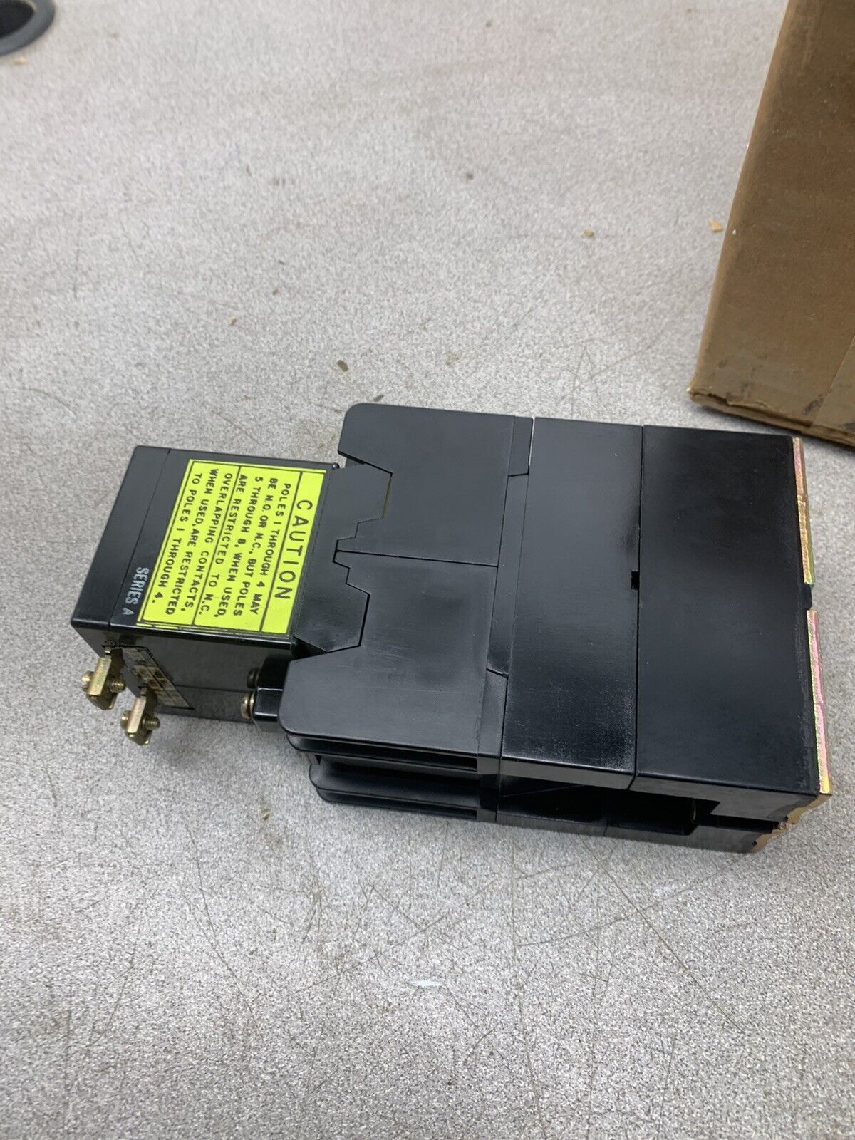 NEW IN BOX SQUARE D 8501 L0-40 A.C. MECH. LATCH RELAY 8501 LO-40-LL
