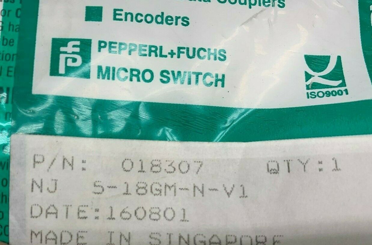 NEW NO BOX MICROSWITCH 018307