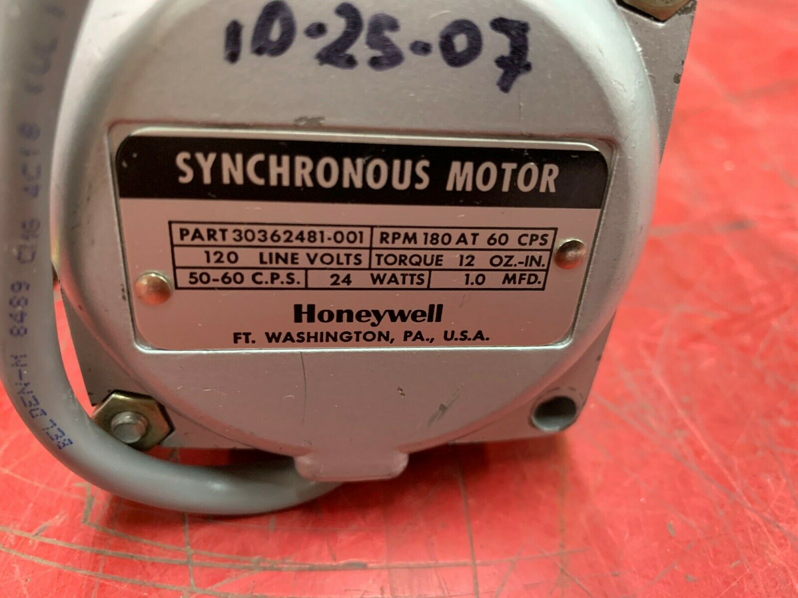 USED HONEYWELL SYNCHRONOUS MOTOR 30362481-001