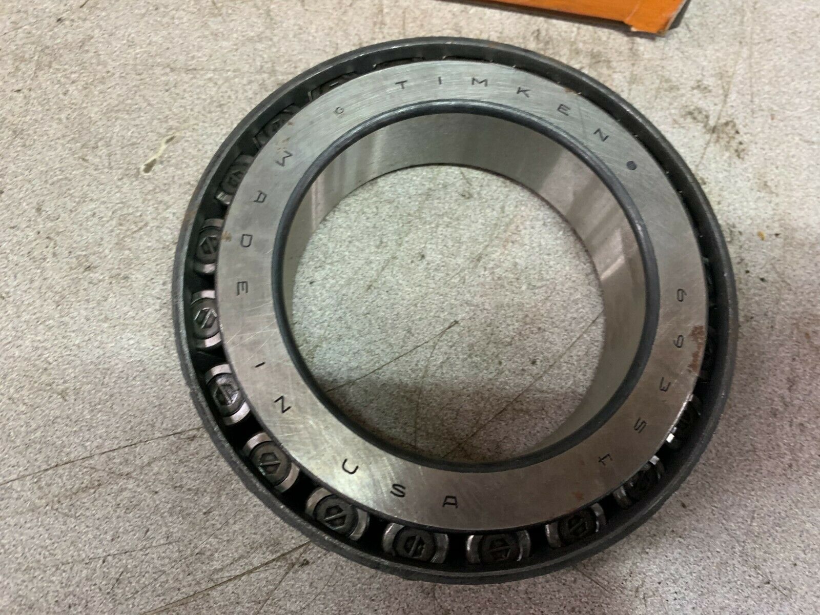 NEW IN BOX TIMKEN ROLLER BEARING 69354