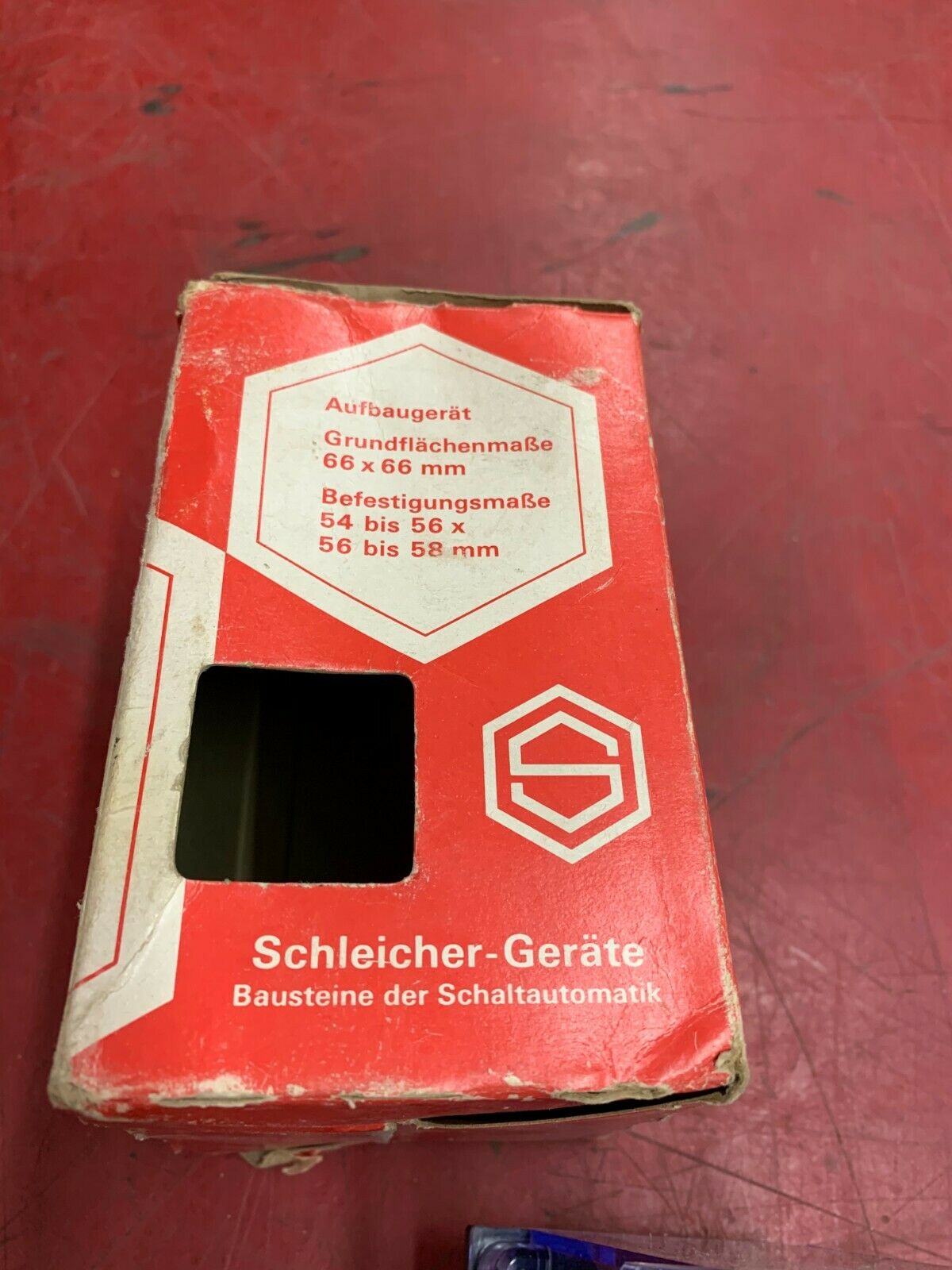 NEW IN BOX SCHLEICHER IZM 11 TIME RELAY 831315/1 088
