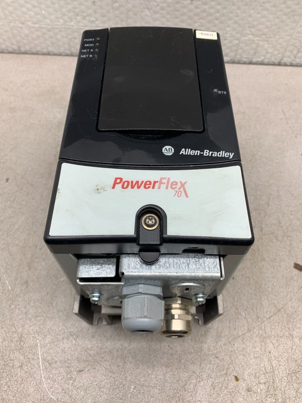 USED ALLEN-BRADLEY 0.5HP POWERFLEX 70 DRIVE 20AE0P9A0AYNNNC0 SERIES A