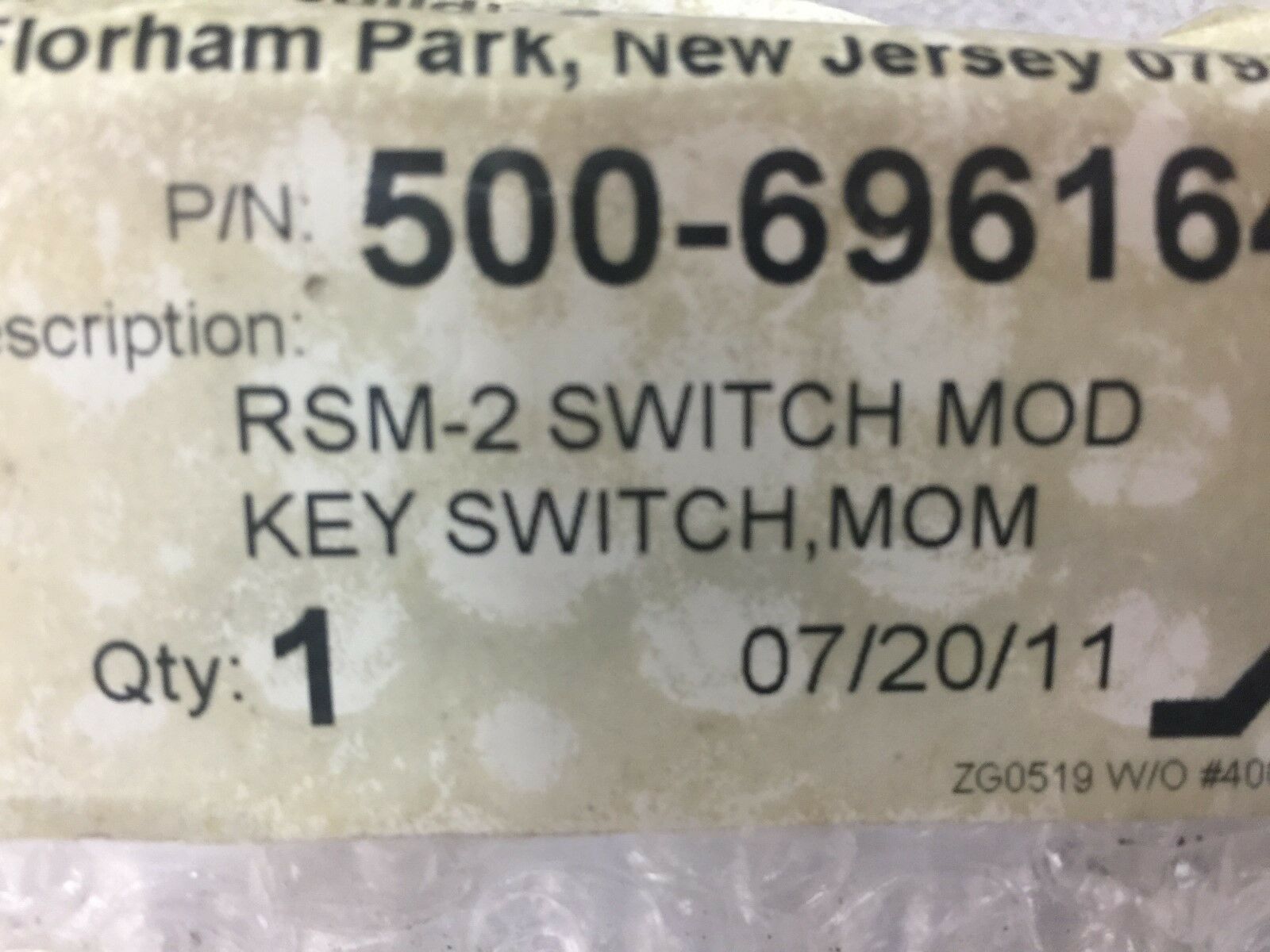 NEW NO BOX SIEMENS KEY SWITCH 500-696164