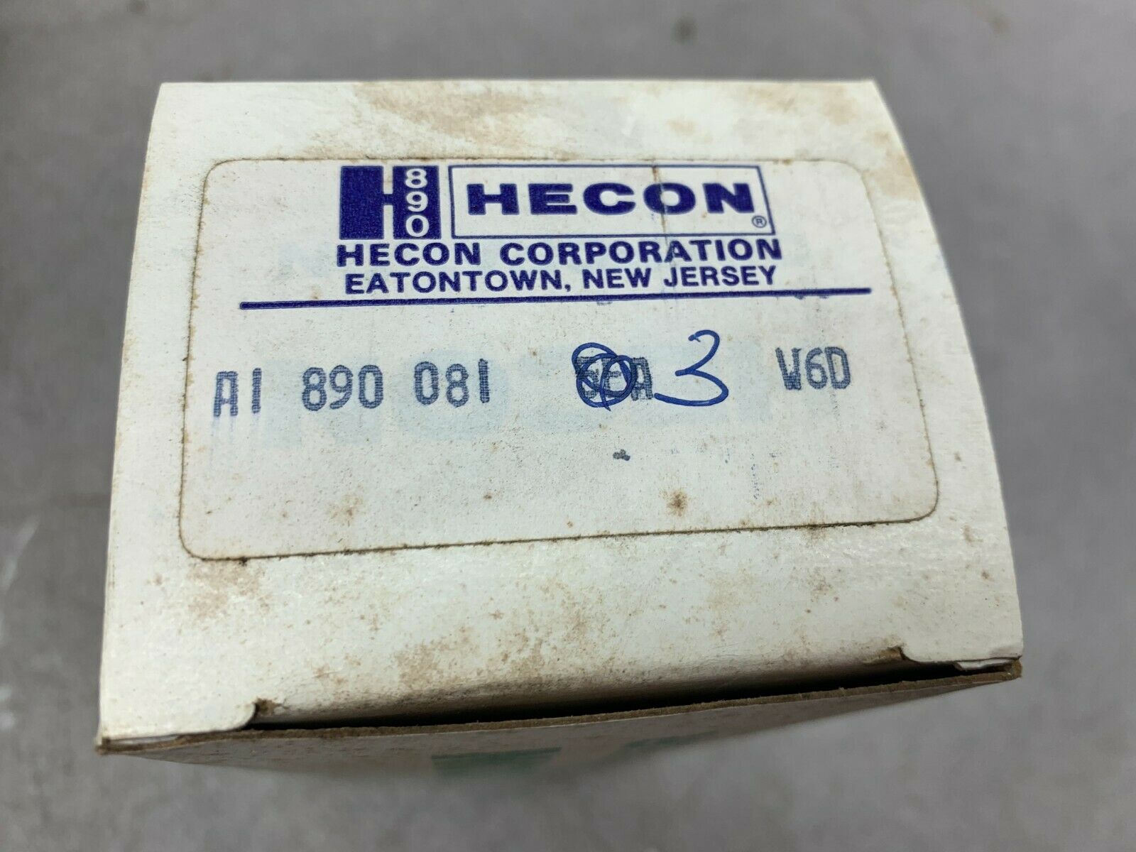 BOX OF 3 NEW IN BOX HECON PART A1 890 081