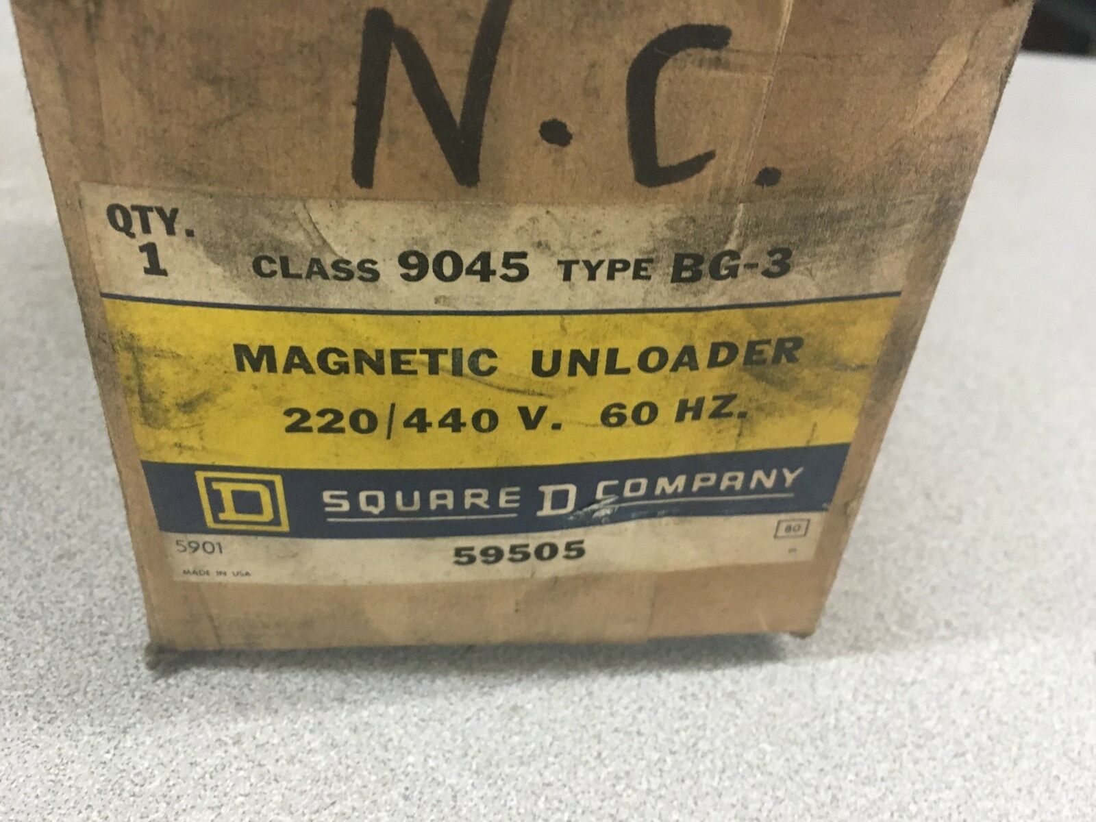 NEW IN BOX SQUARE D MAGNETIC UNLOADER 9045 BG-3