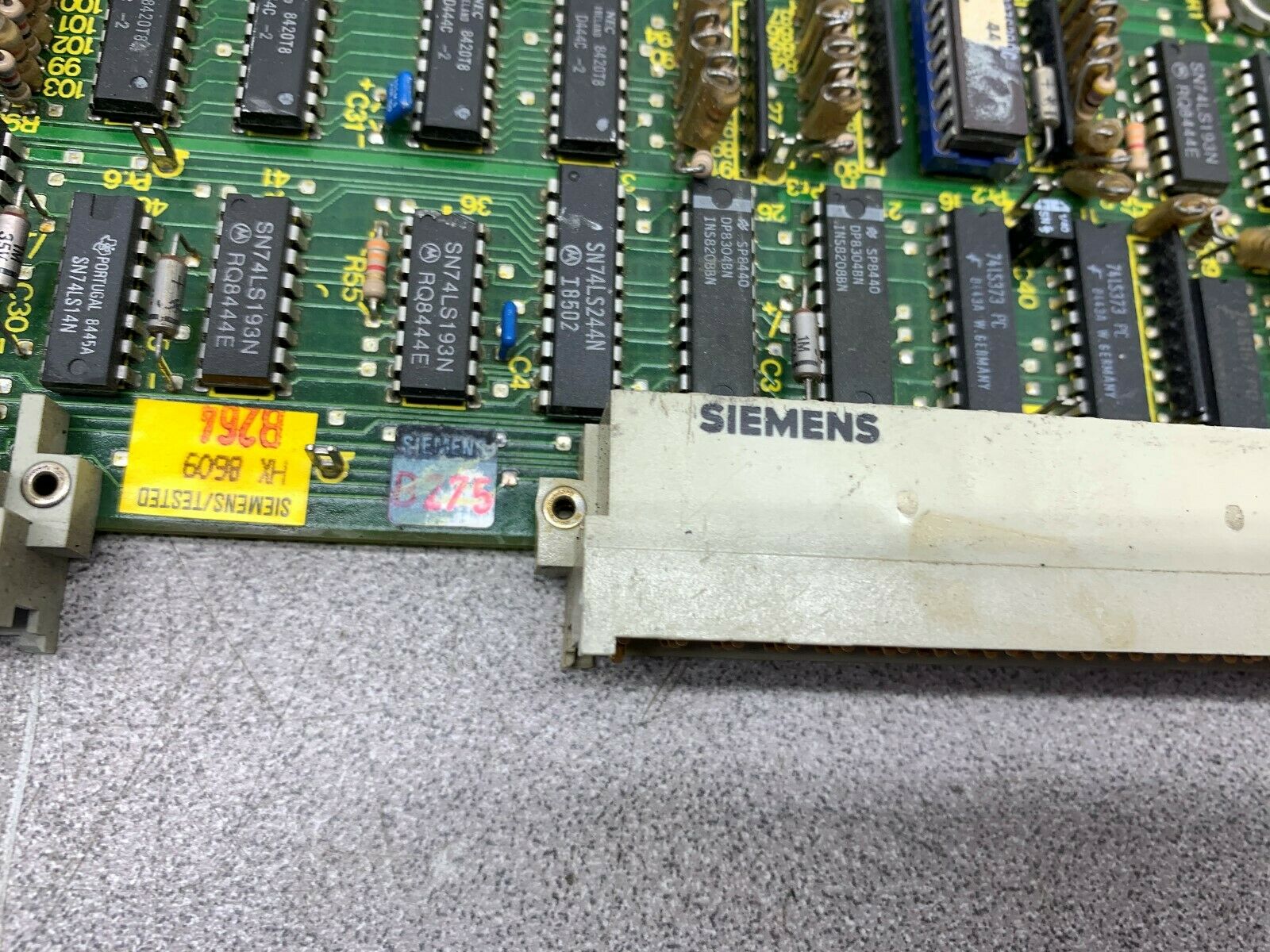 USED SIEMENS CIRCUIT BOARD 6ES5927-3SA11