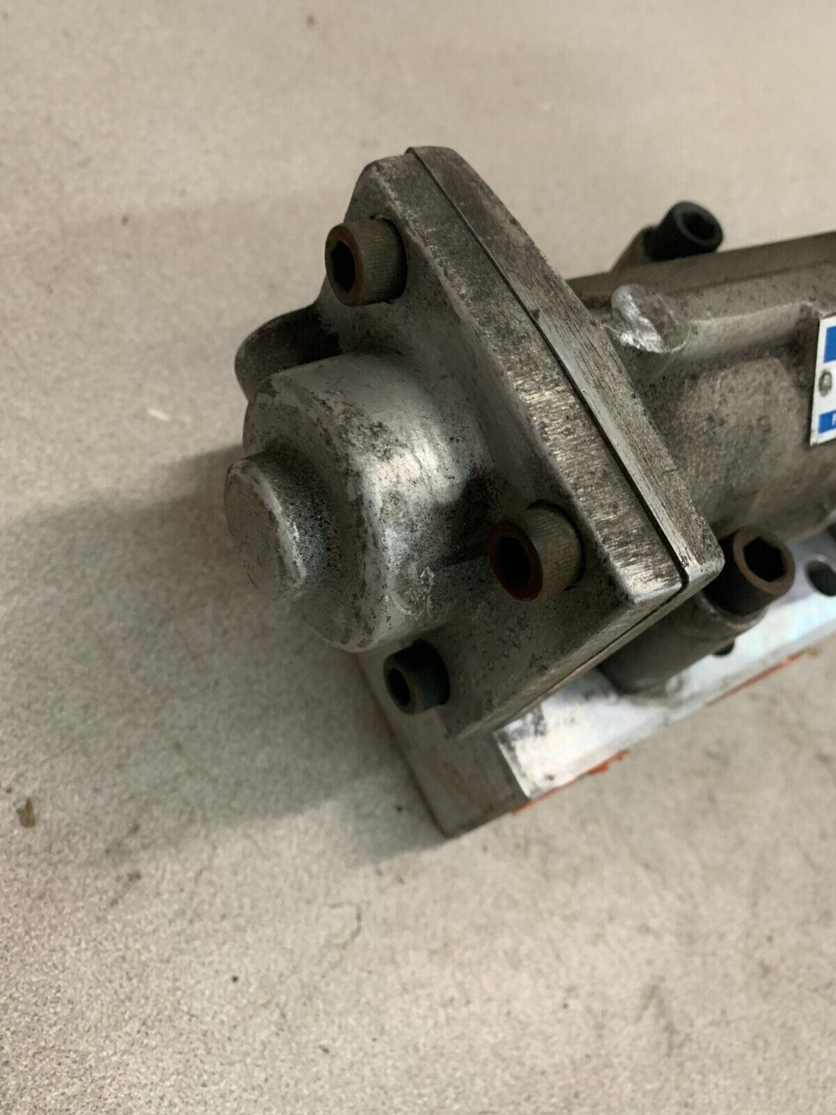 USED HUNT VALVE P155-6104