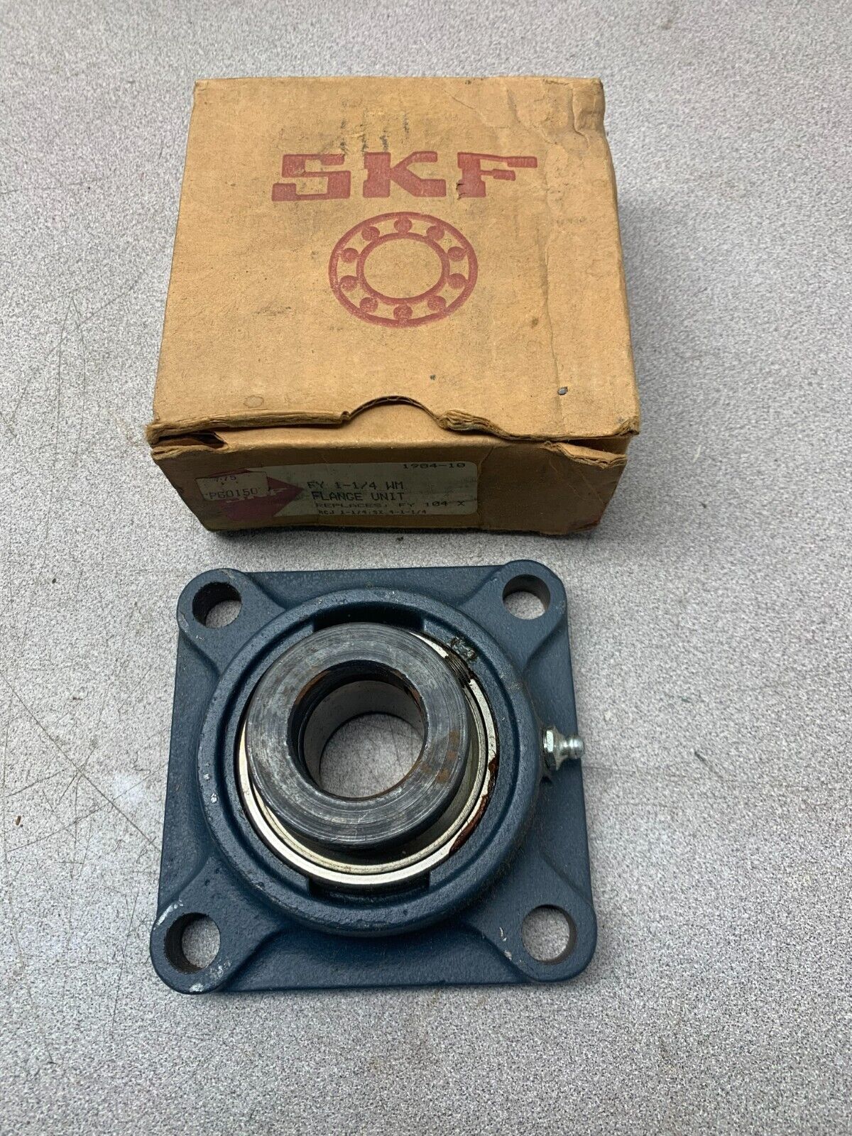 NEW IN BOX SKF FY 1 1/4 WM 4-BOLT FLANGE BEARING 1-1/4" BORE FY 1-1/4 WM